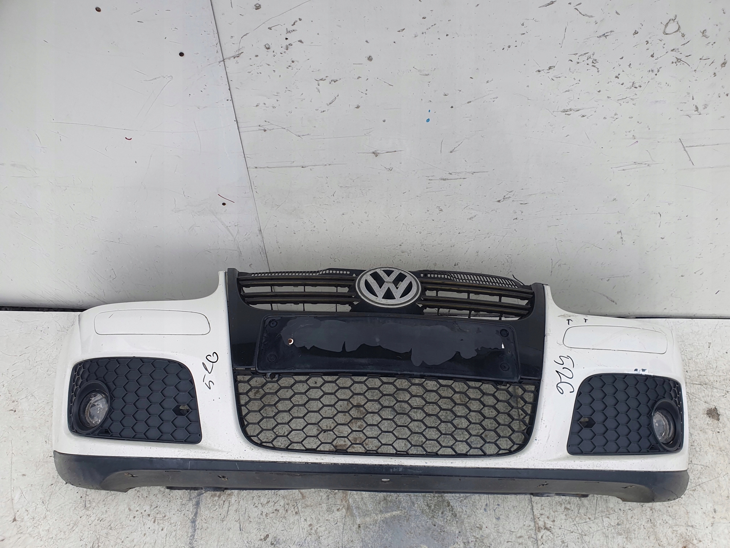 VW GOLF 5 V GTI PREDNÝ NÁRAZNÍK