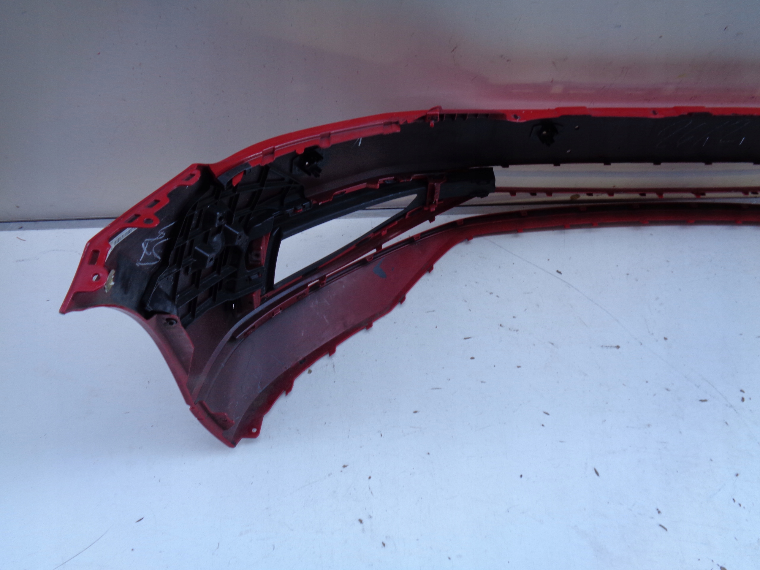 PREDNÝ NÁRAZNÍK VW PASSAT B8 3G 3G0 18- LIFT NR 37565