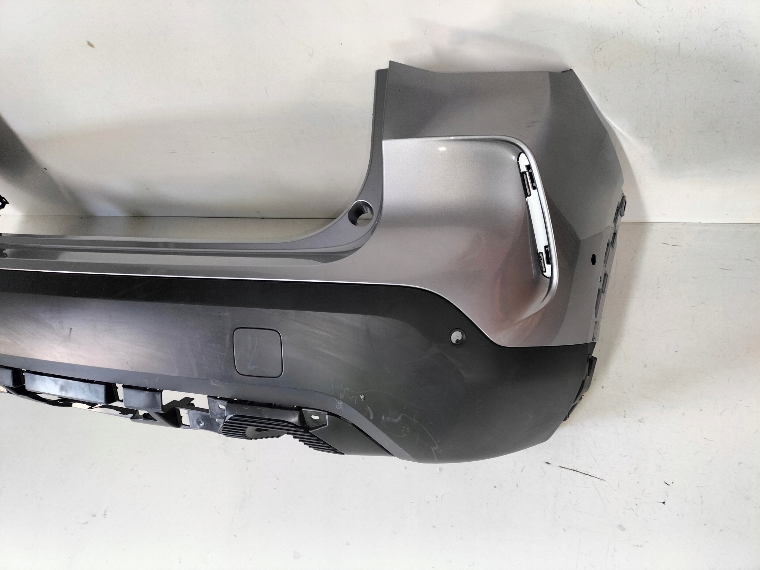 ZADNÝ NÁRAZNÍK CITROEN C4 III 20-