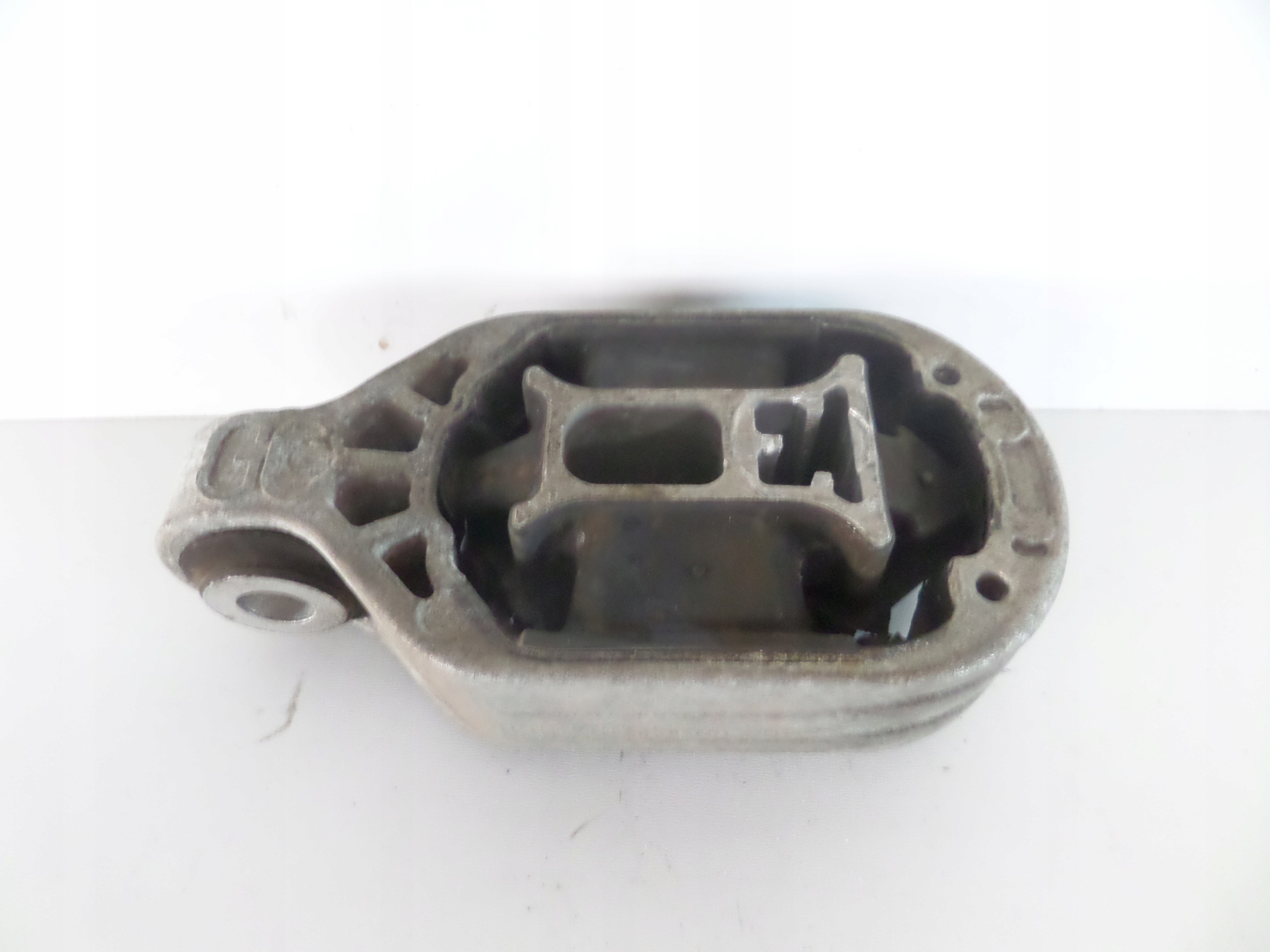 SILENBLOK DRZIAK MOTORA MEGANE III 08- SCENIC III 09- DCI