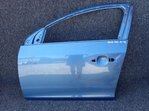 VOLVO V60 S60 10- LAVE PREDNE DVERE VOLVO V60 S60 10- LAVE PREDNE DVERE