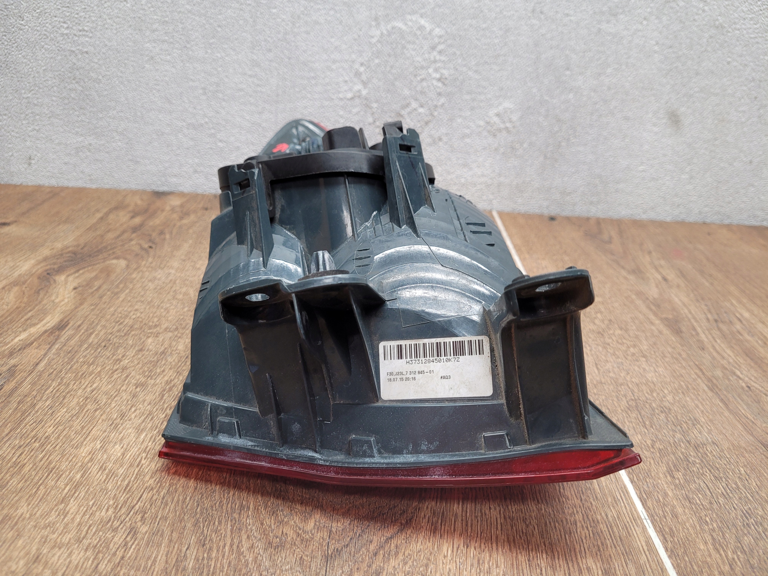 BMW 3 F30 7312845 LAVE ZADNE SVETLO