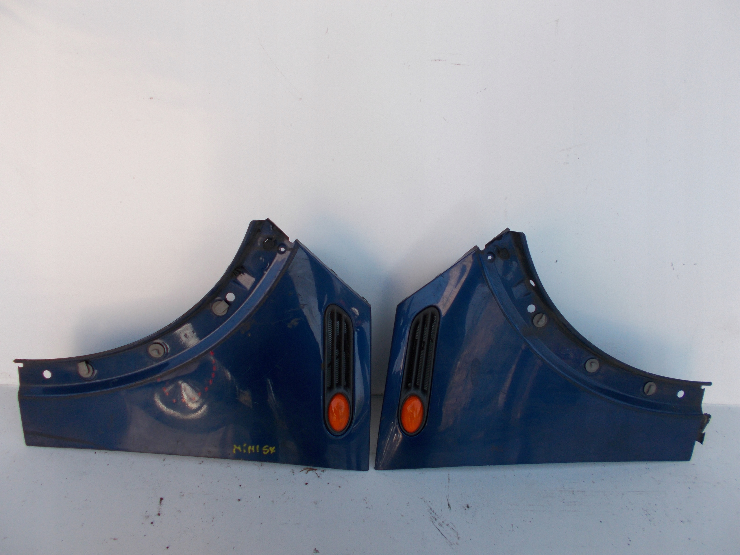 PRAVY PREDNY BLATNIK MINI COOPER R50