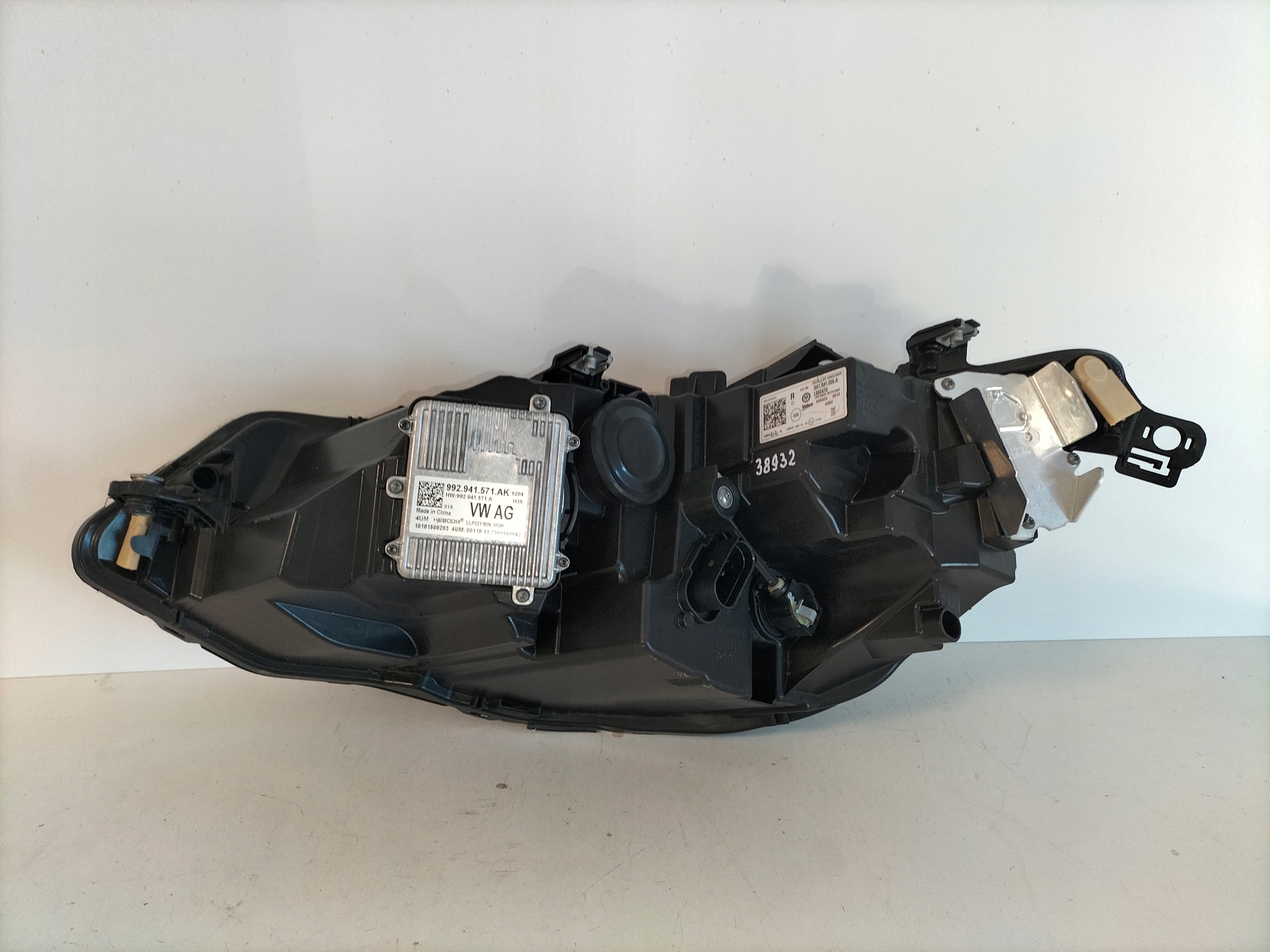 PRAVE PREDNE SVETLO VW GOLF 8 VIII LIFT 24- FULL LED