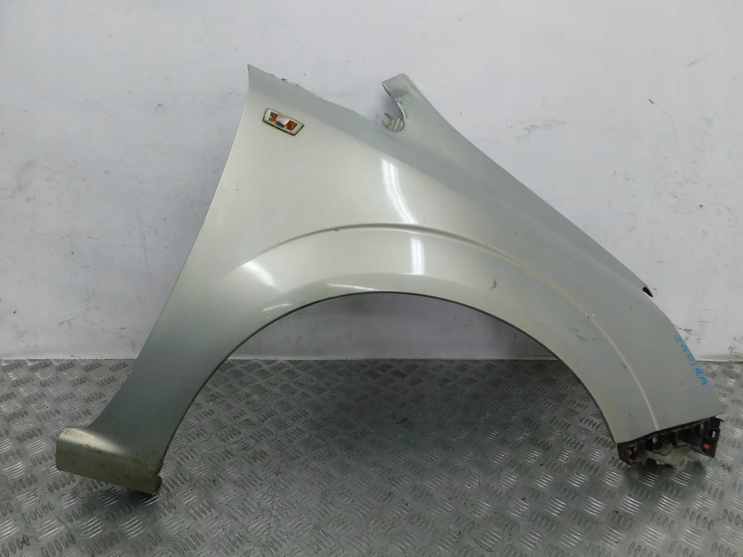 BLATNIK PREDNÝ PRAVY OPEL ZAFIRA B