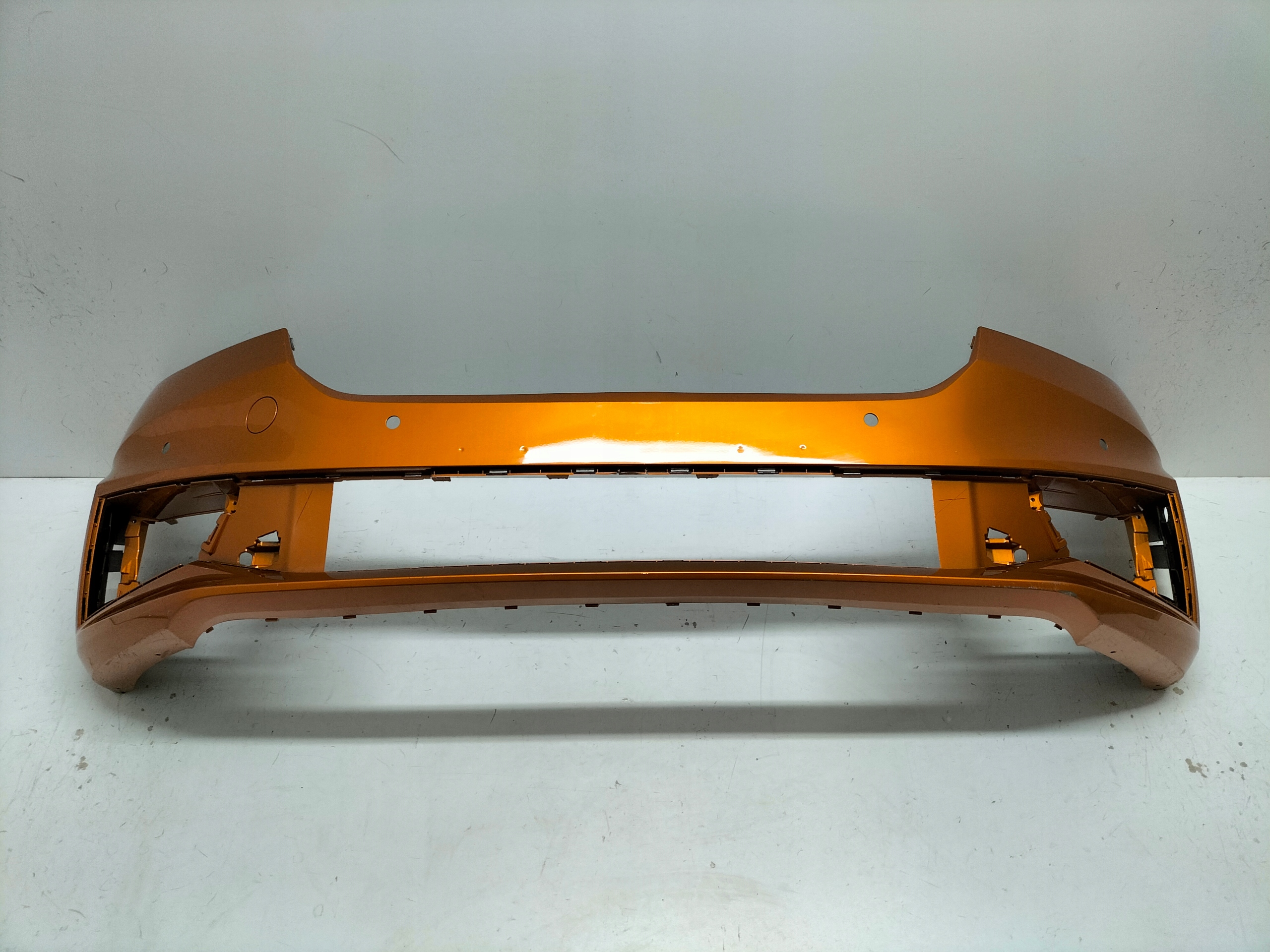 PREDNÝ NÁRAZNÍK SKODA FABIA 4 IV 21-
