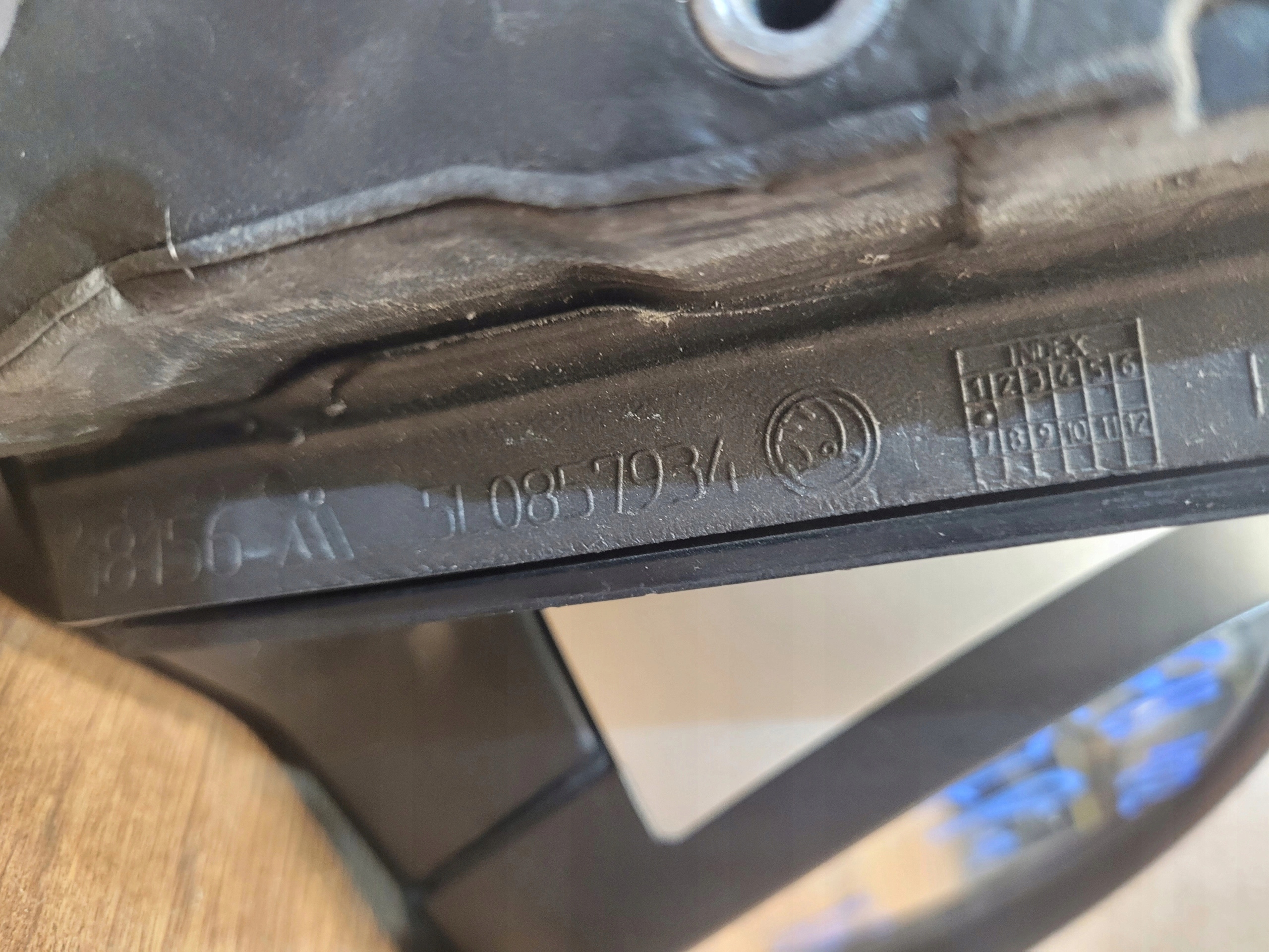 SKODA YETI PRAVE ZRKADLO 7 PIN