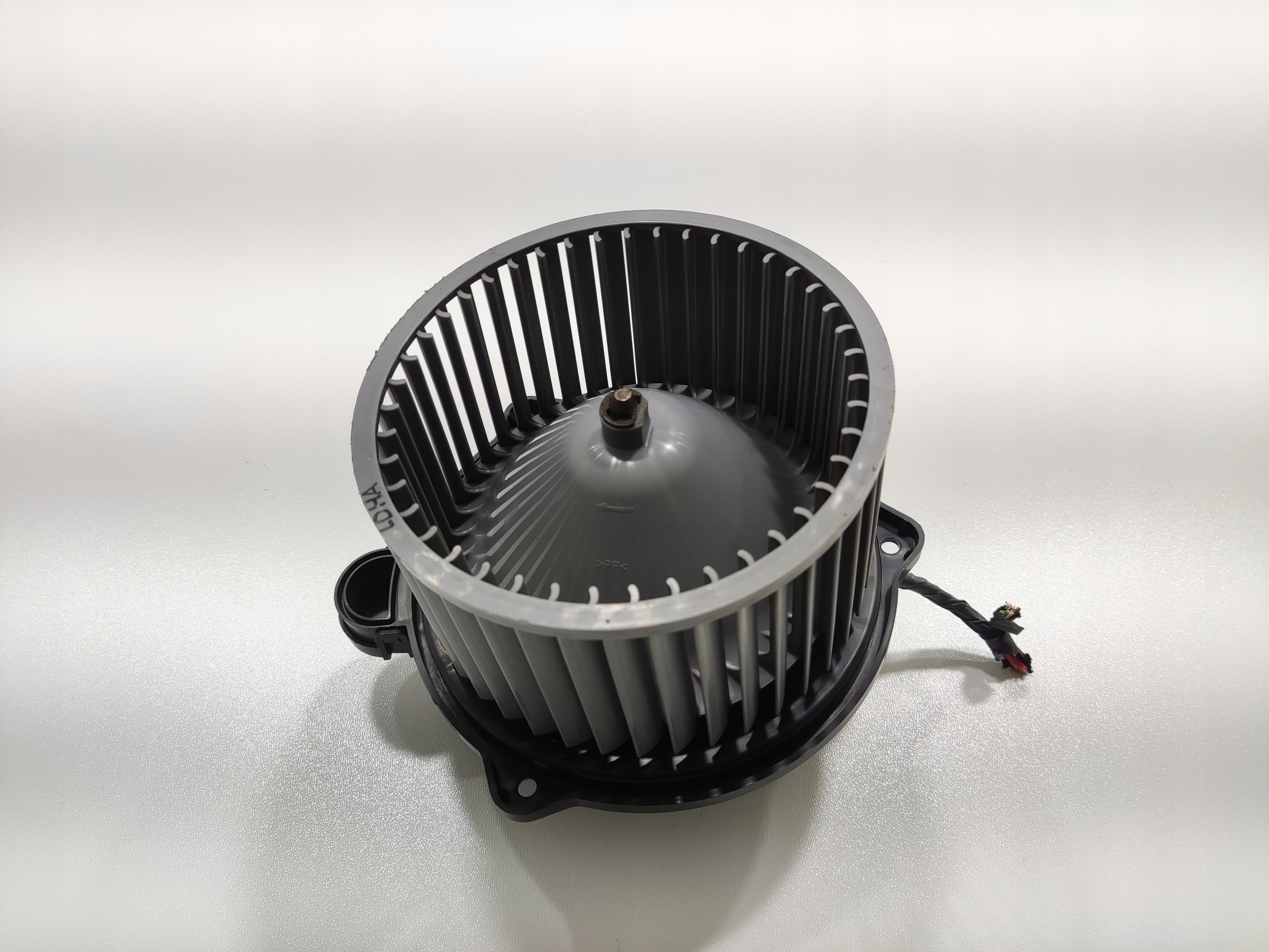 VENTILÁTOR MOTORČEK KÚRENIA KIA VENGA 2014-2019 LIFT F00S3B2407 EUROPA
