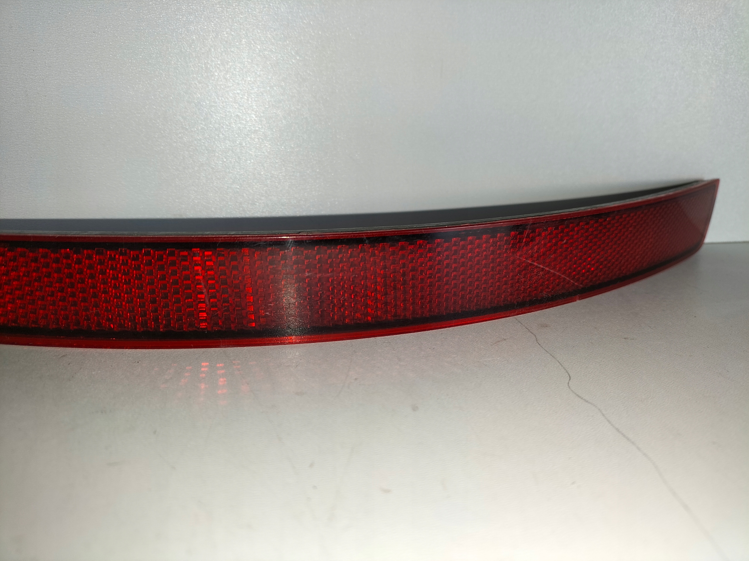 LAVE ZADNE ODRAZOVE SKLICKO SKODA OCTAVIA III LIFT 17- SEDAN