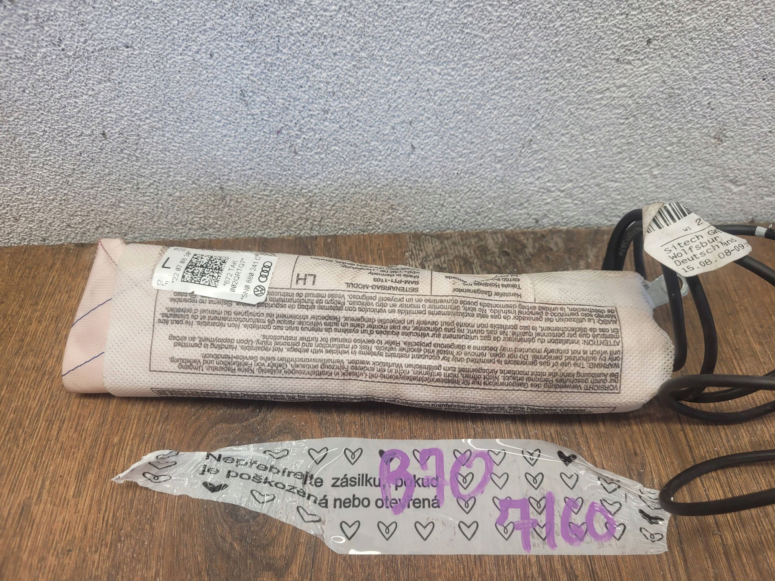 VwTiguan 1 5N0880241C AIRBAG SEDACKY LAVY PREDNÝ