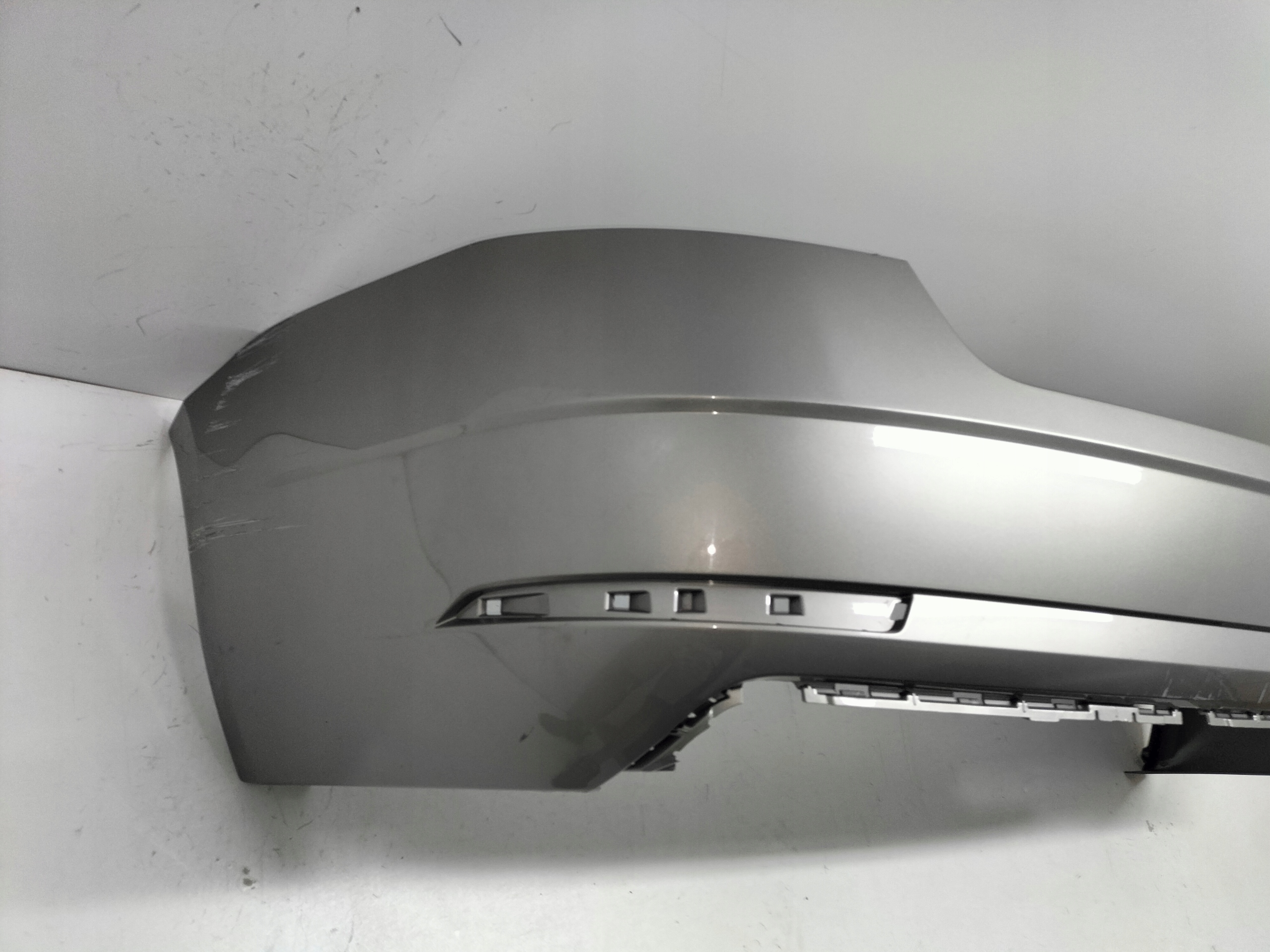 ZADNÝ NÁRAZNÍK SKODA OCTAVIA III LIFT 17- SDN/HB