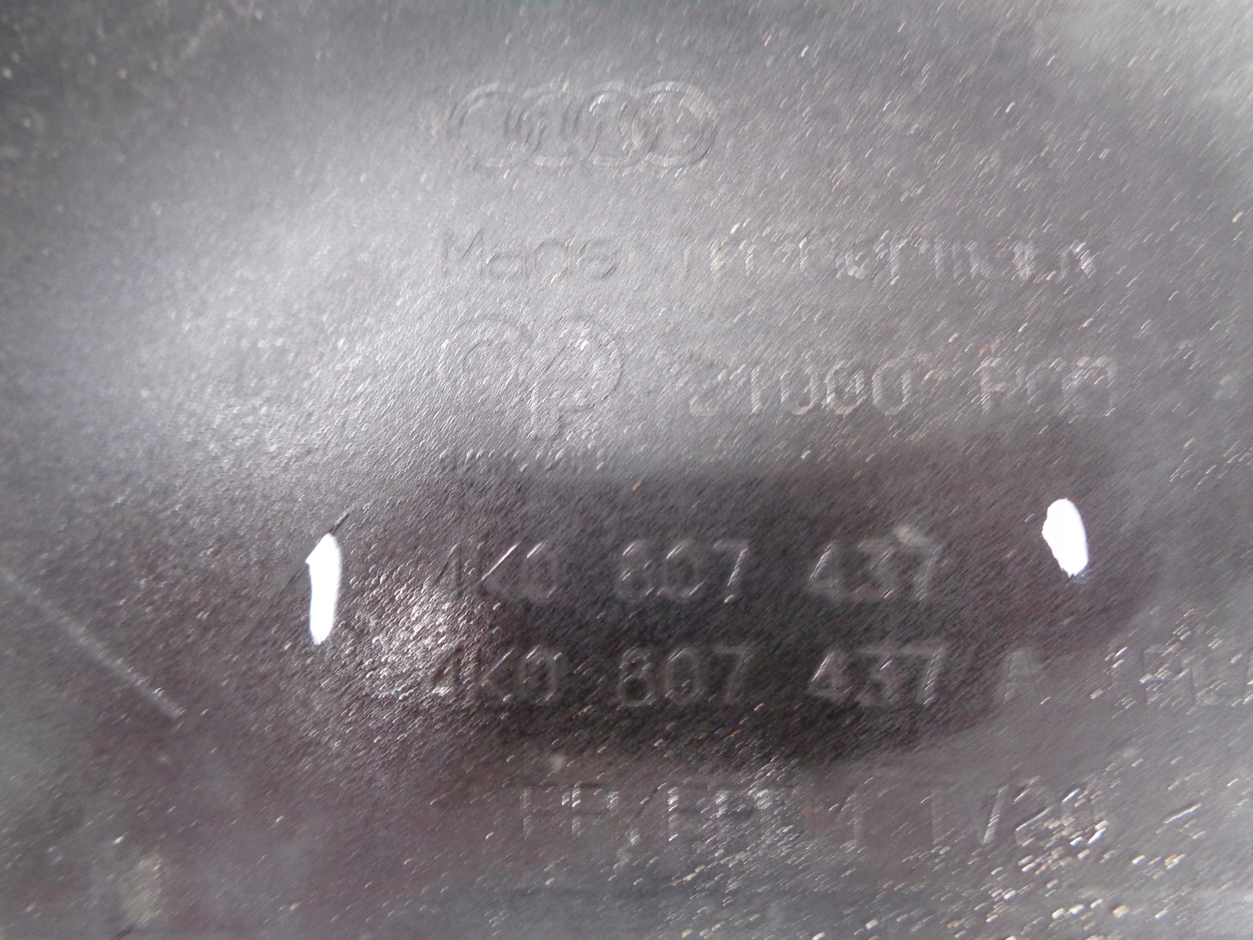 PREDNÝ NÁRAZNÍK AUDI A6 C8 4K 4K0 18- NR 24863