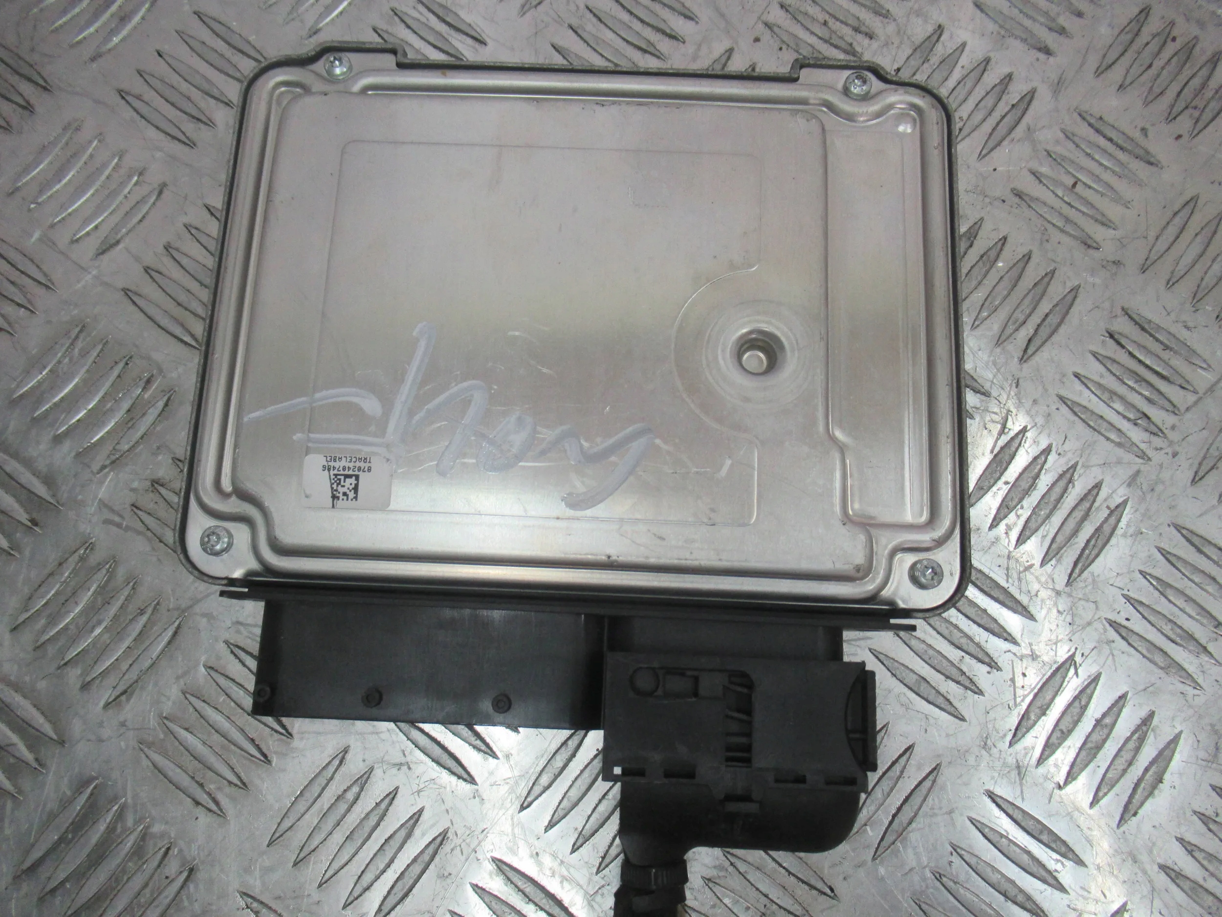 RIADIACA JEDNOTKA MOTORA 1.9 TDI VW GOLF V