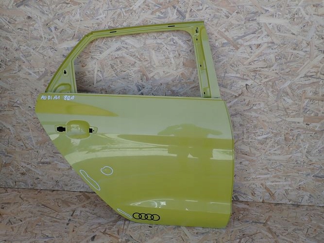 AUDI A1 82A 19- PRAVE ZADNE DVERE