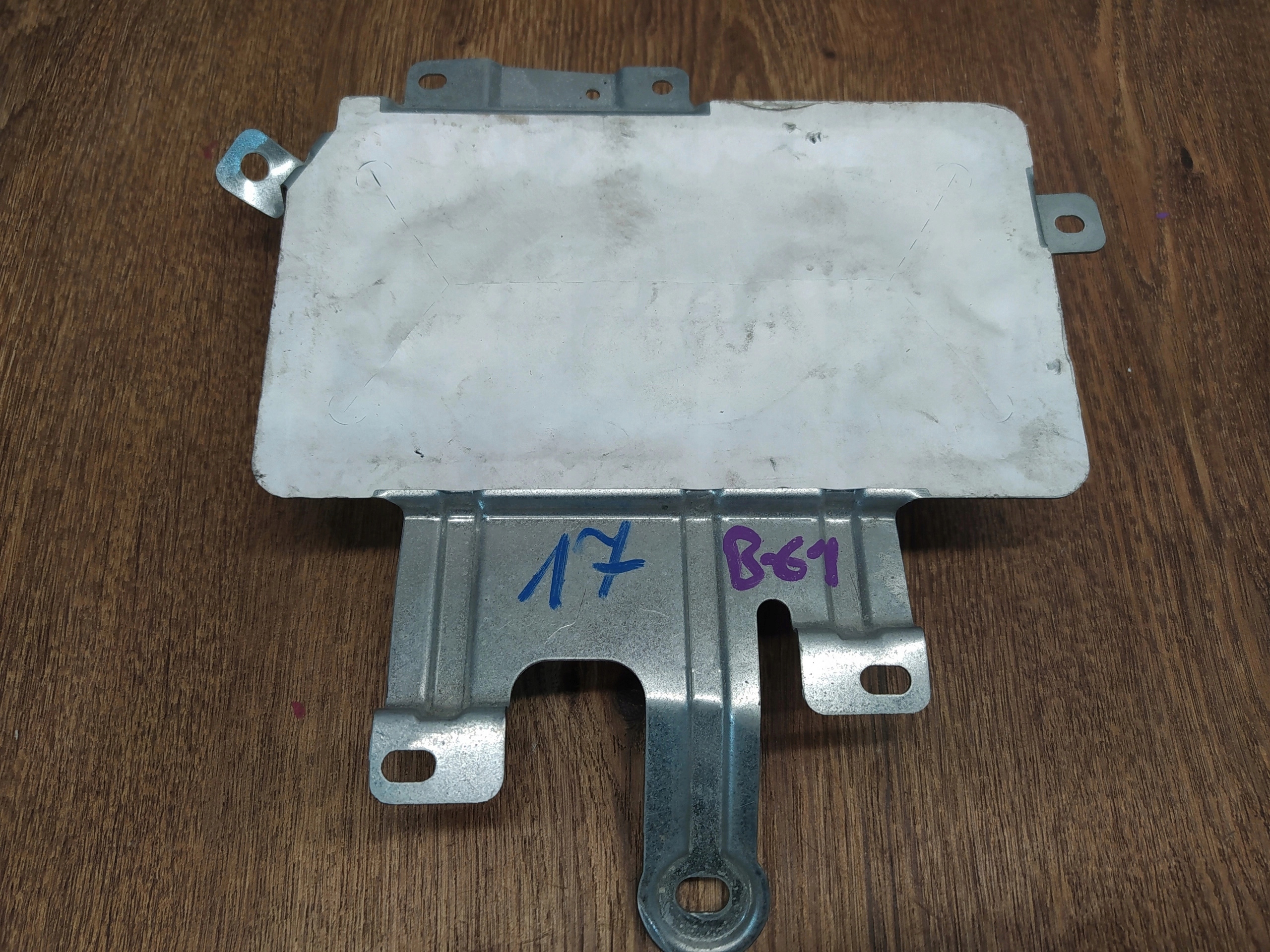 AIRBAG ĽAVÝCH DVERÍ BMW E83 X3 30340010707V