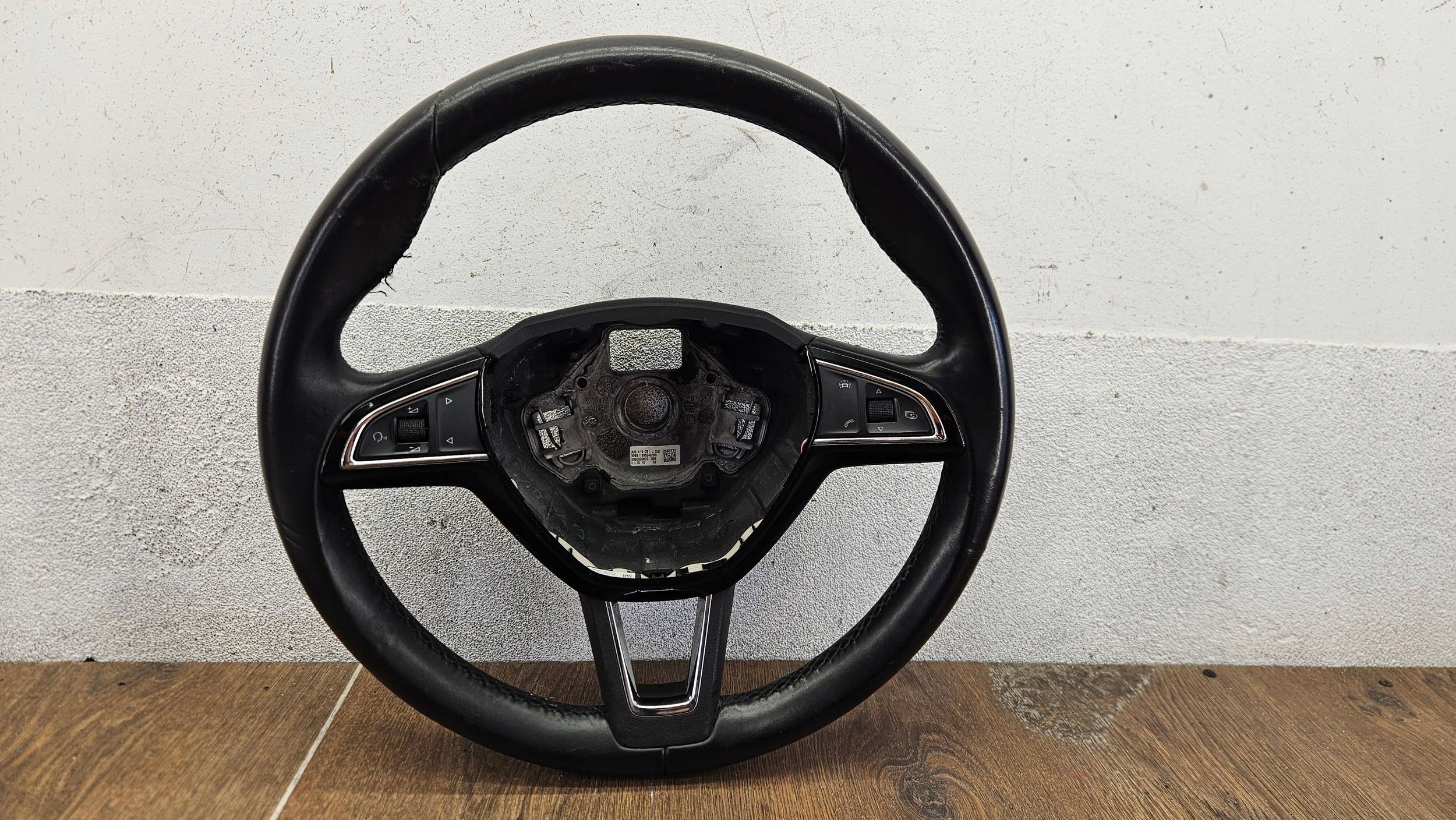 Skoda Rapid 3V0419091 VOLANT