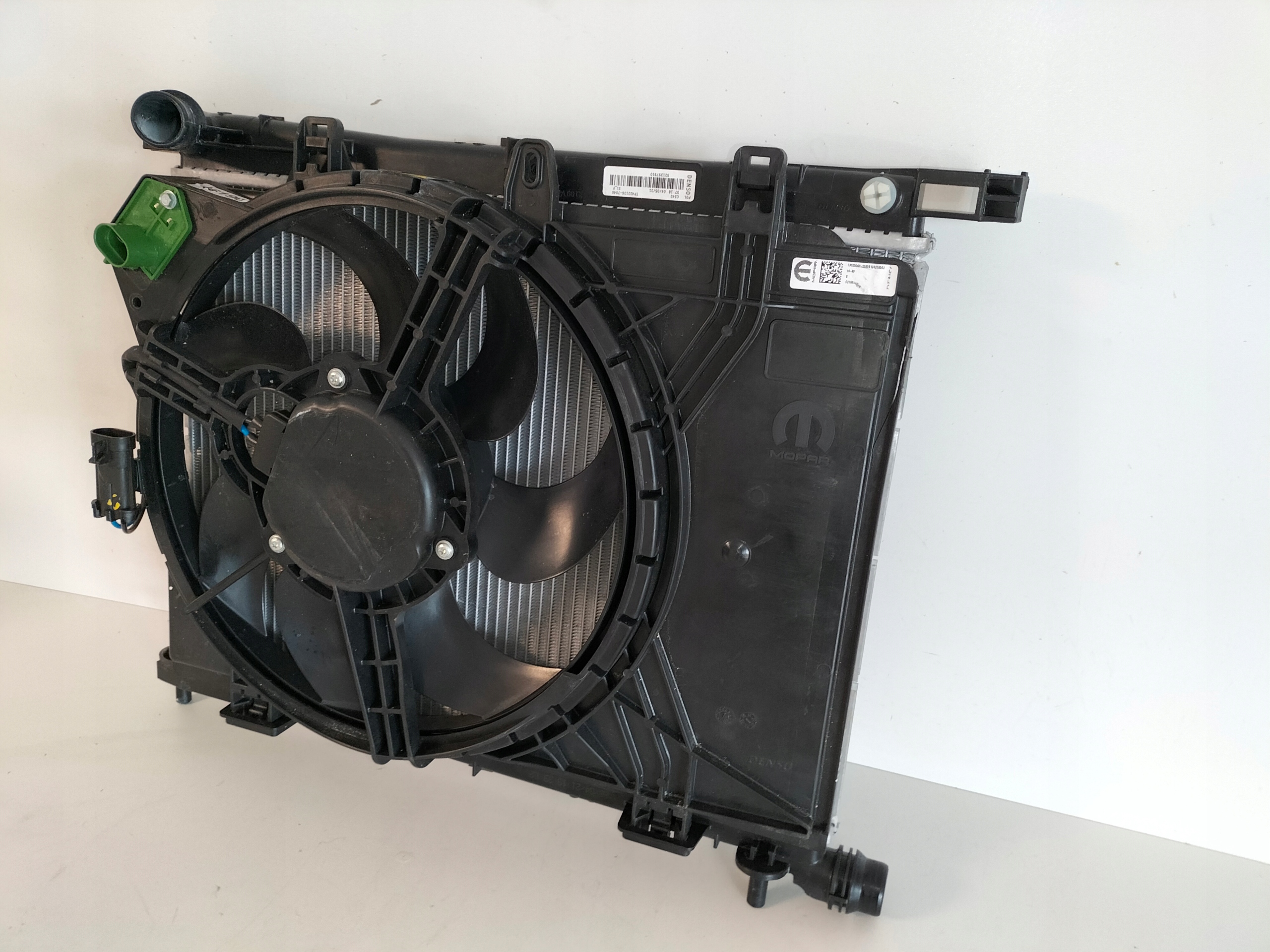 CHLADIC VODY VENTILATOR FIAT 500 20- FIAT PANDA 20- 1.0B MILD HYBRID
