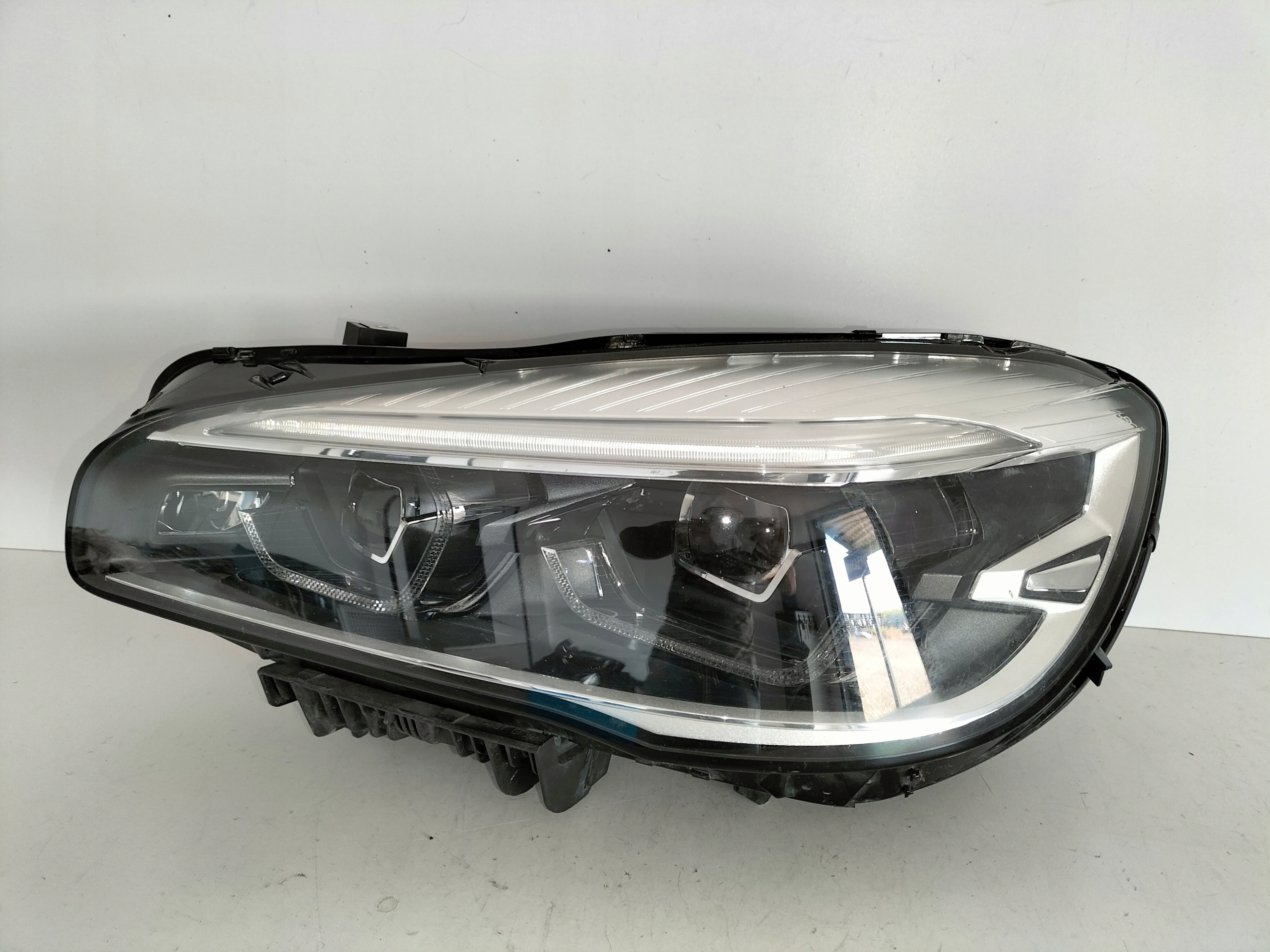 ĽAVÉ PREDNÉ PREDNÉ SVETLO BMW 2 F45 F46 LIFT 18- FULL LED