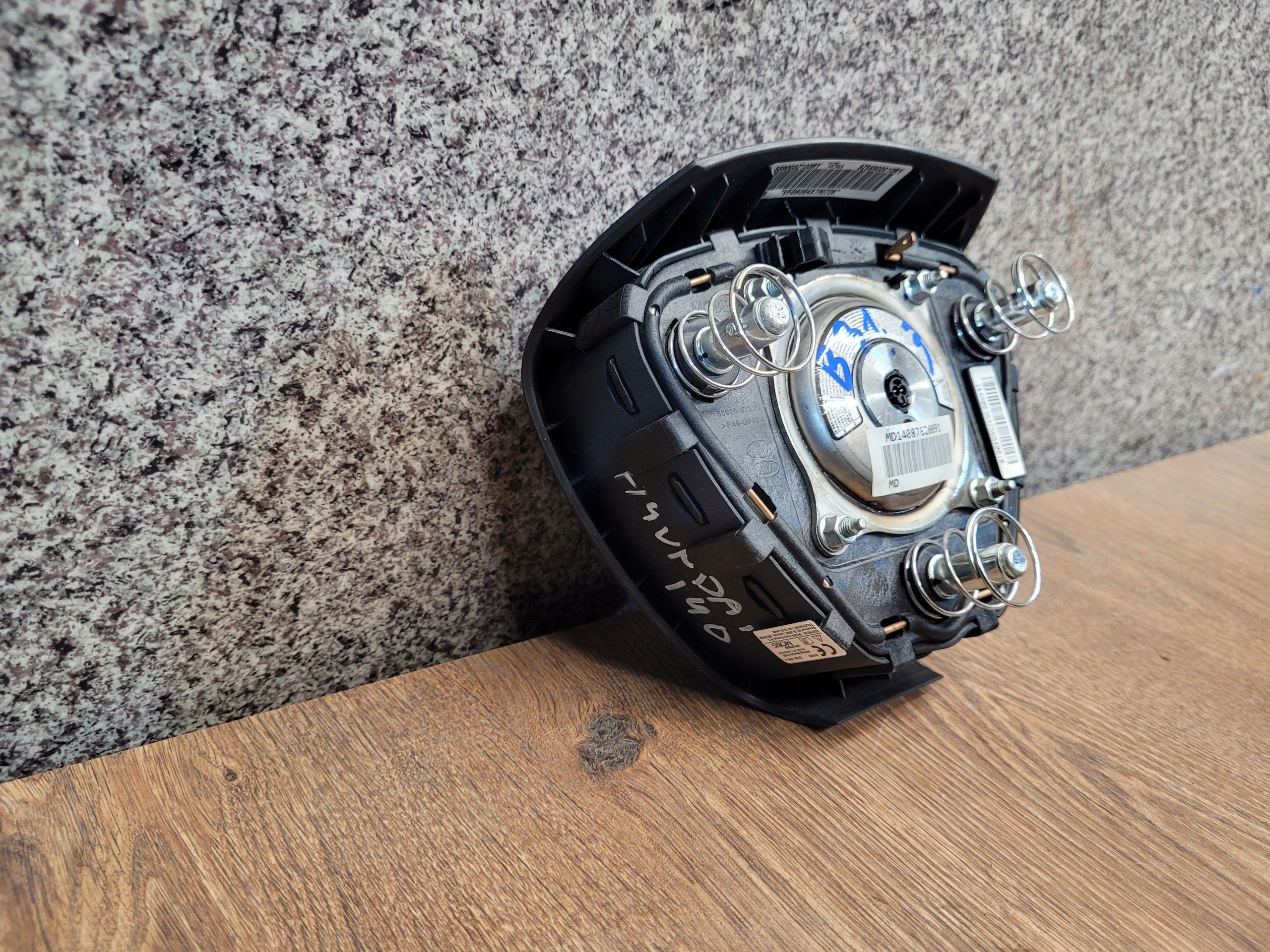 Hyundai i40 ORYG VOLANTOVY AIRBAG 569003Z100RY