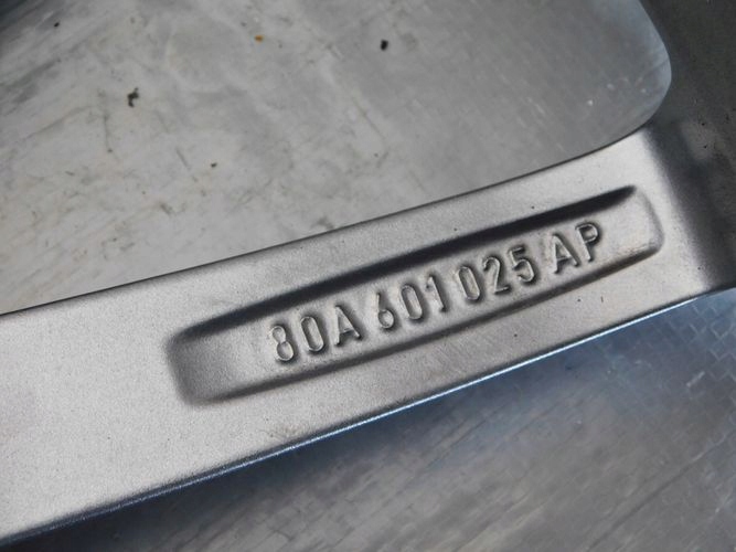 AUDI Q5 SQ5 8Jx20 ET39 5×112 HLINIKOVY DISK ELEKTRON