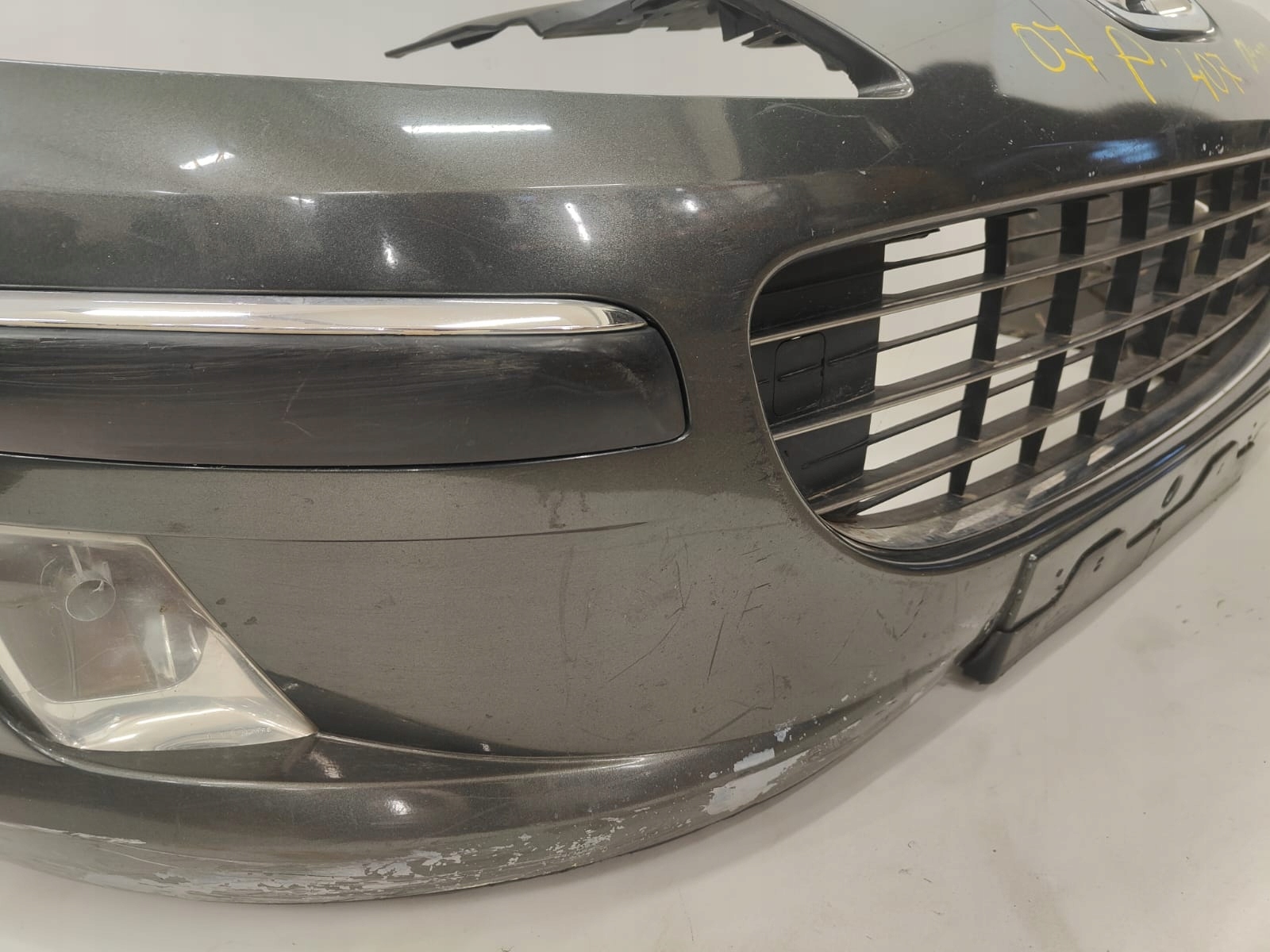 Peugeot 407 04-08 PREDNÝ NÁRAZNÍK KOMPLETNY