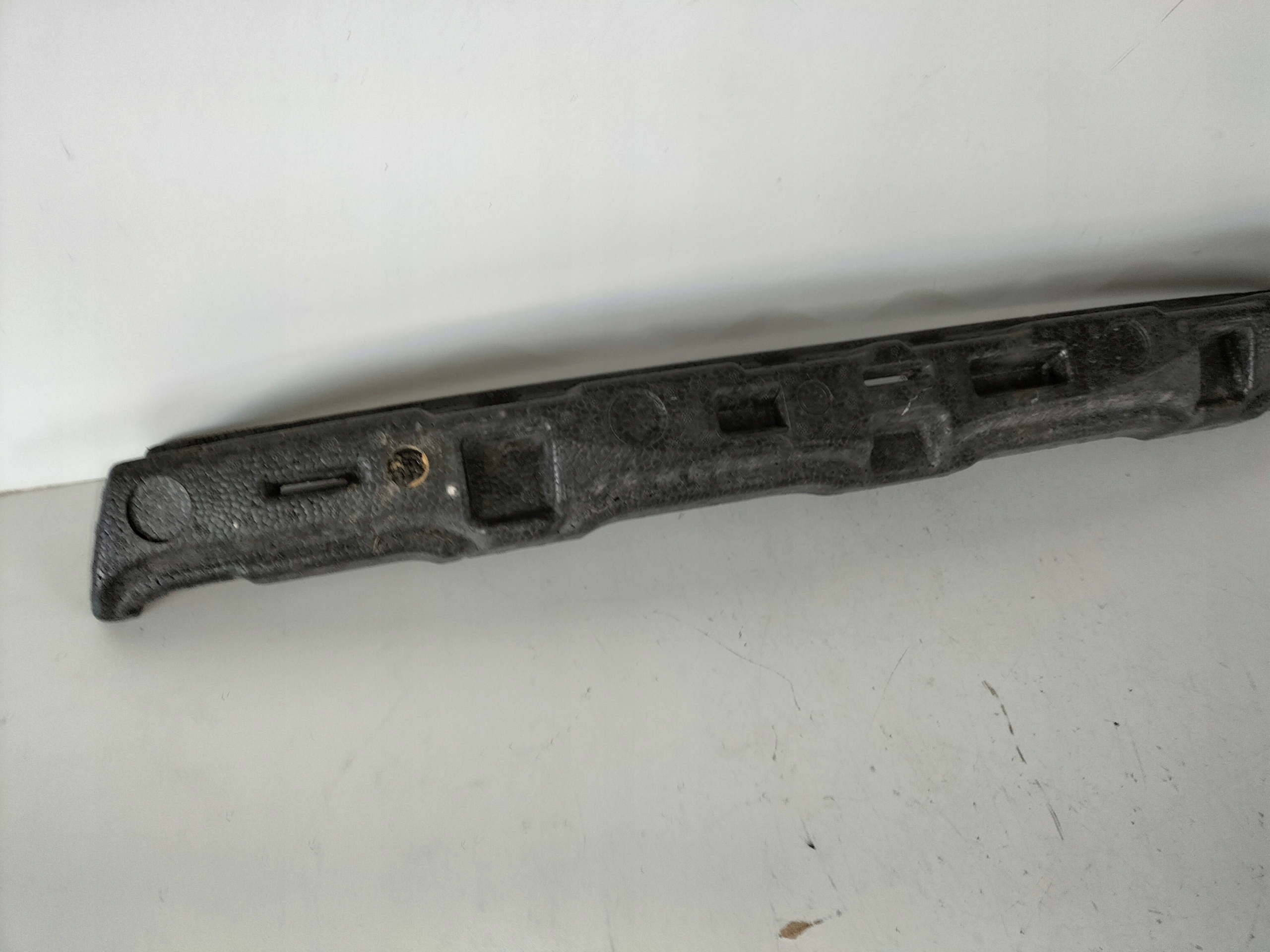 ABSORBER PREDNEHO NARAZNIKA HYUNDAI SANTA FE II 06-09