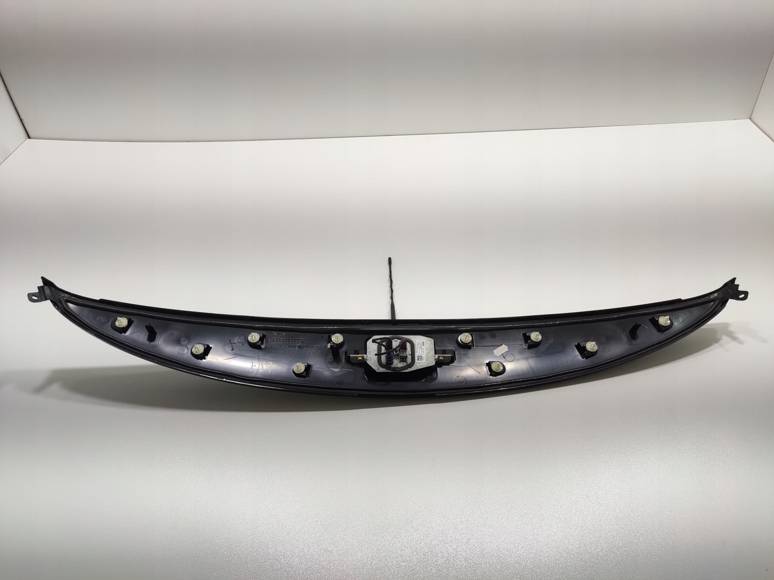 LISTA VRCHNA ČELNÉHO SKLA ANTENA MINI CABRIO F57 2018-21 7356293 8782595