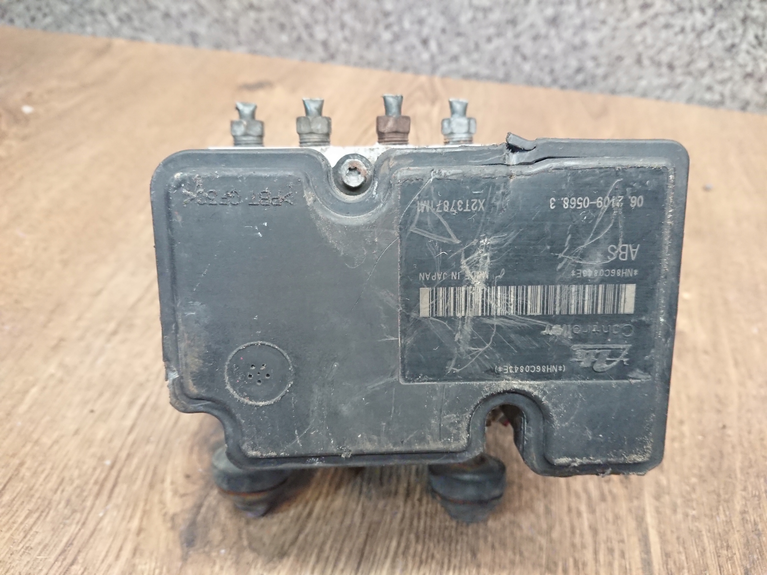 SUZUKI SWIFT MK6 KOCKA ABS 62J0