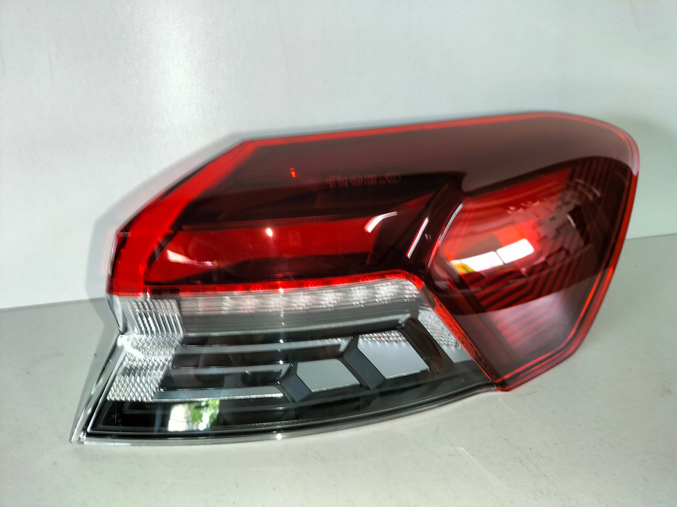 PRAVE ZADNE SVETLO AUDI Q4 E-TRON 22-