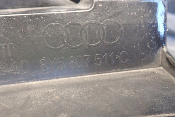 AUDI A3 8Y S-LINE 20- ZADNÝ NÁRAZNÍK