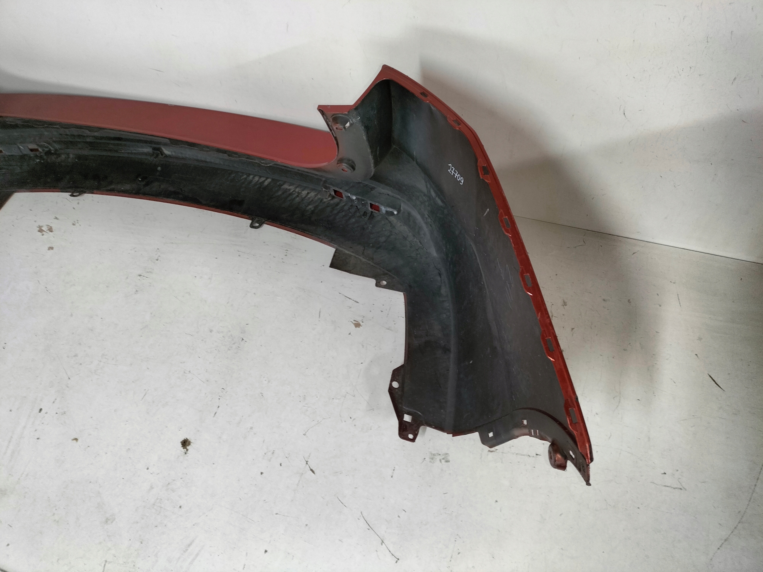 ZADNÝ NÁRAZNÍK HONDA CIVIC IX 12-16 KOMBI