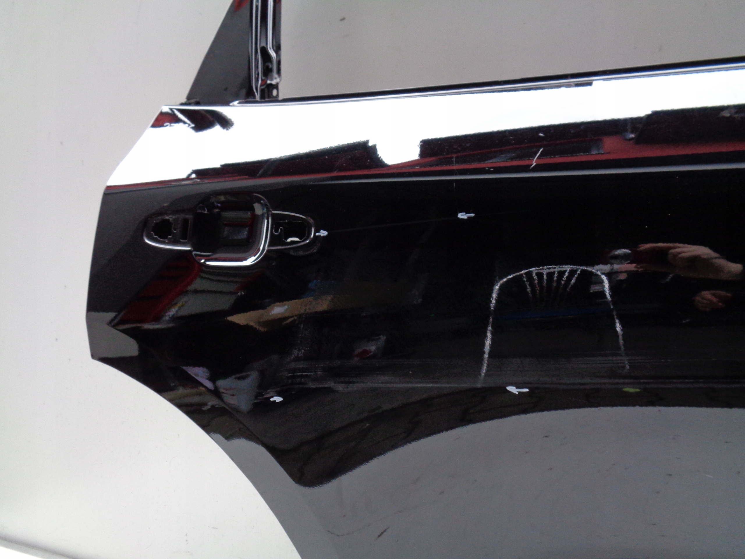 PRAVE ZADNE DVERE FORD KUGA MK3 19- NR 37866