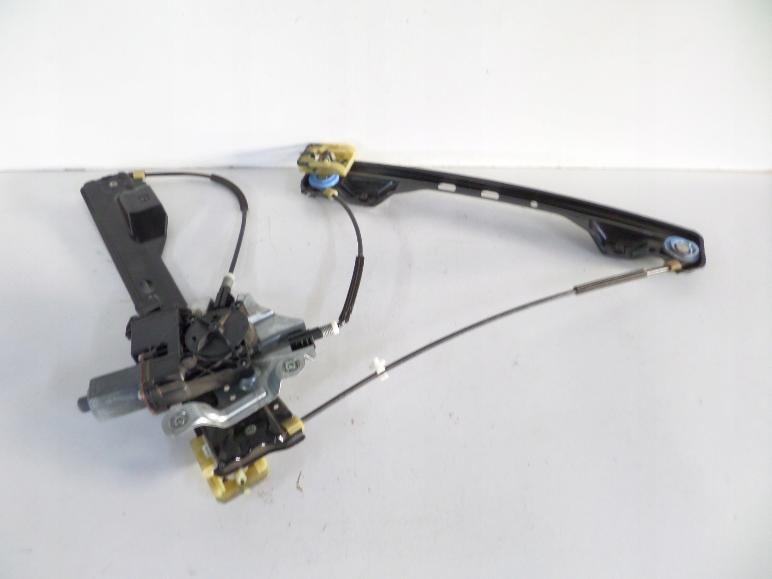 LAVE PREDNE STAHOVANIE OKNA OPEL ZAFIRA C 11-