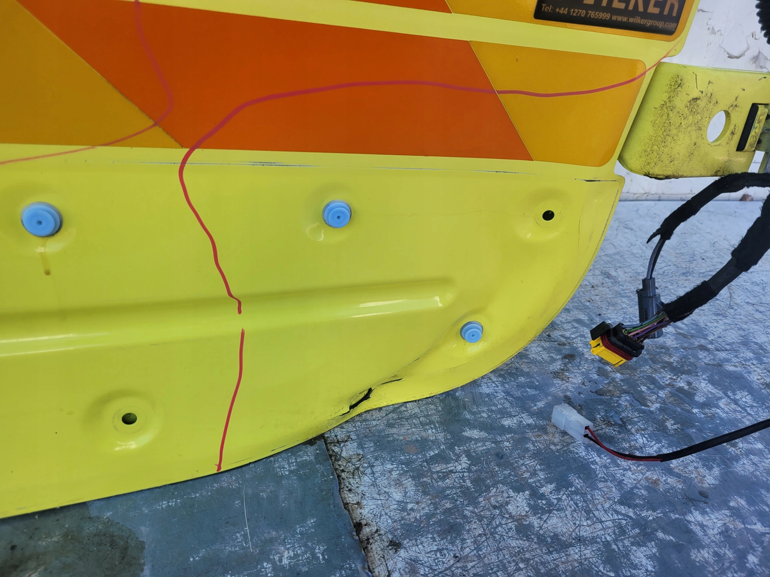 RENAULT MASTER III 3 PRAVE ZADNE DVERE SKLO