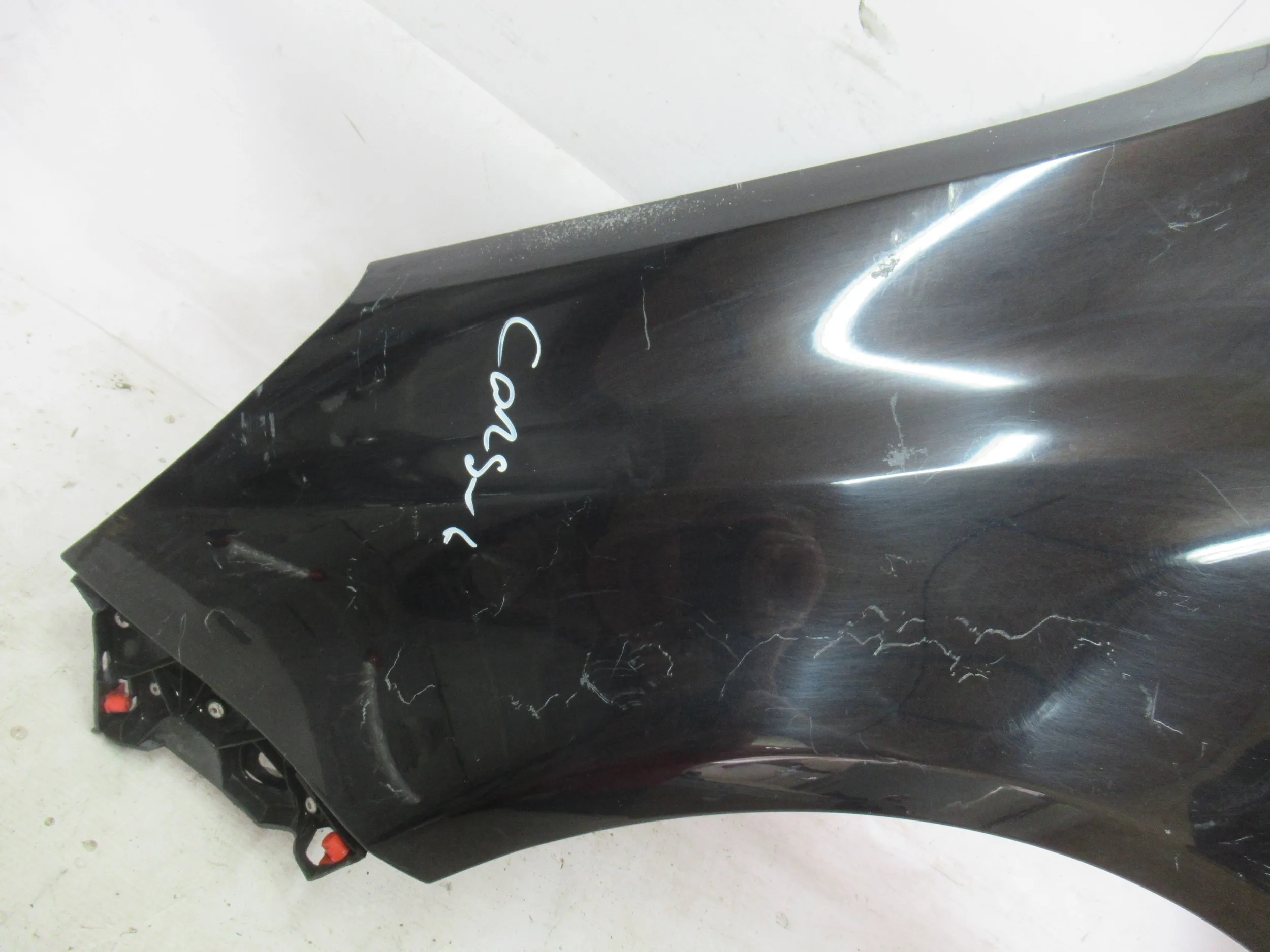 BLATNIK PREDNÝ LAVY OPEL CORSA D