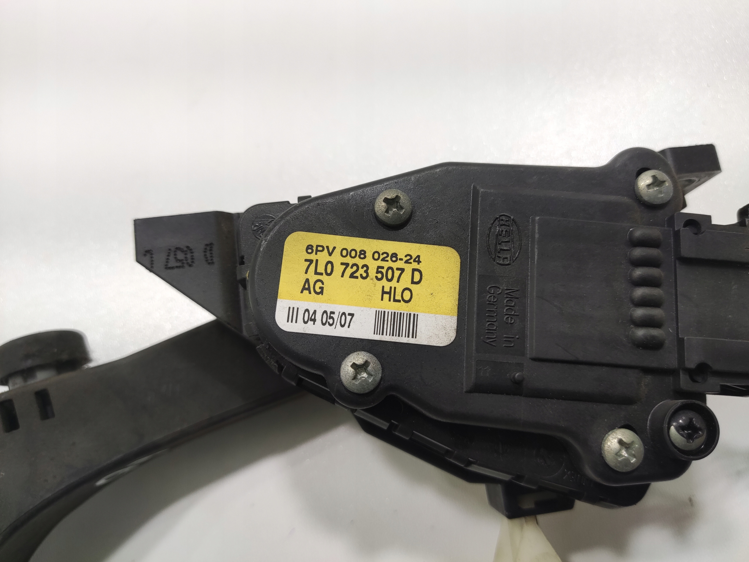 PLYNOVY PEDAL AUDI Q7 I 4L 2005-2009 7L0723507D