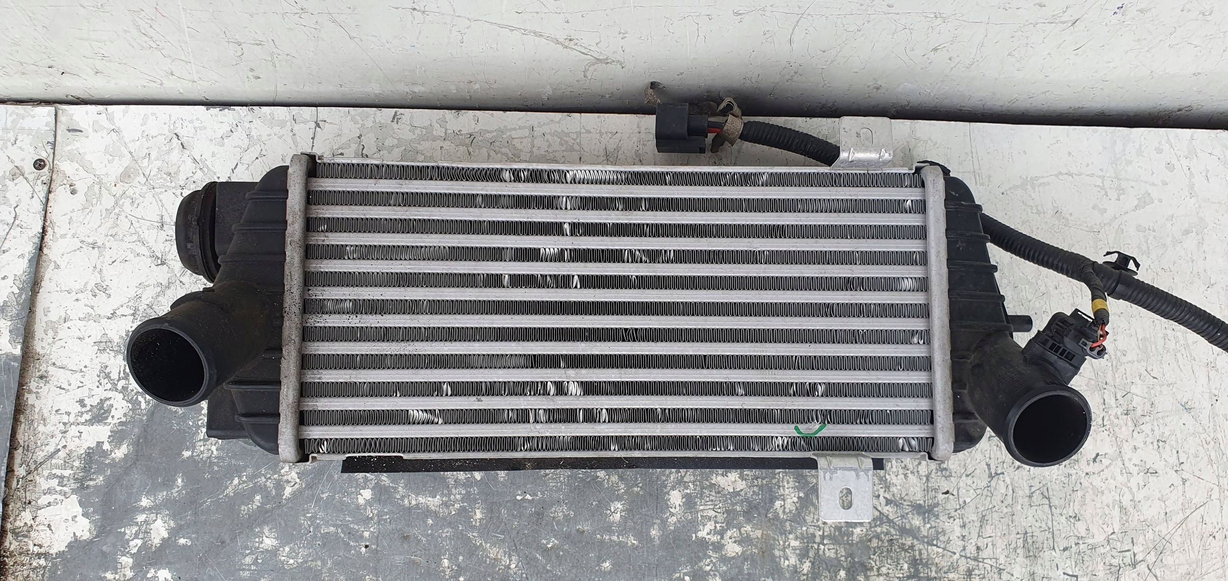 Hyundai ix35 crdi CHLADIC VZDUCHU INTERCOOLER
