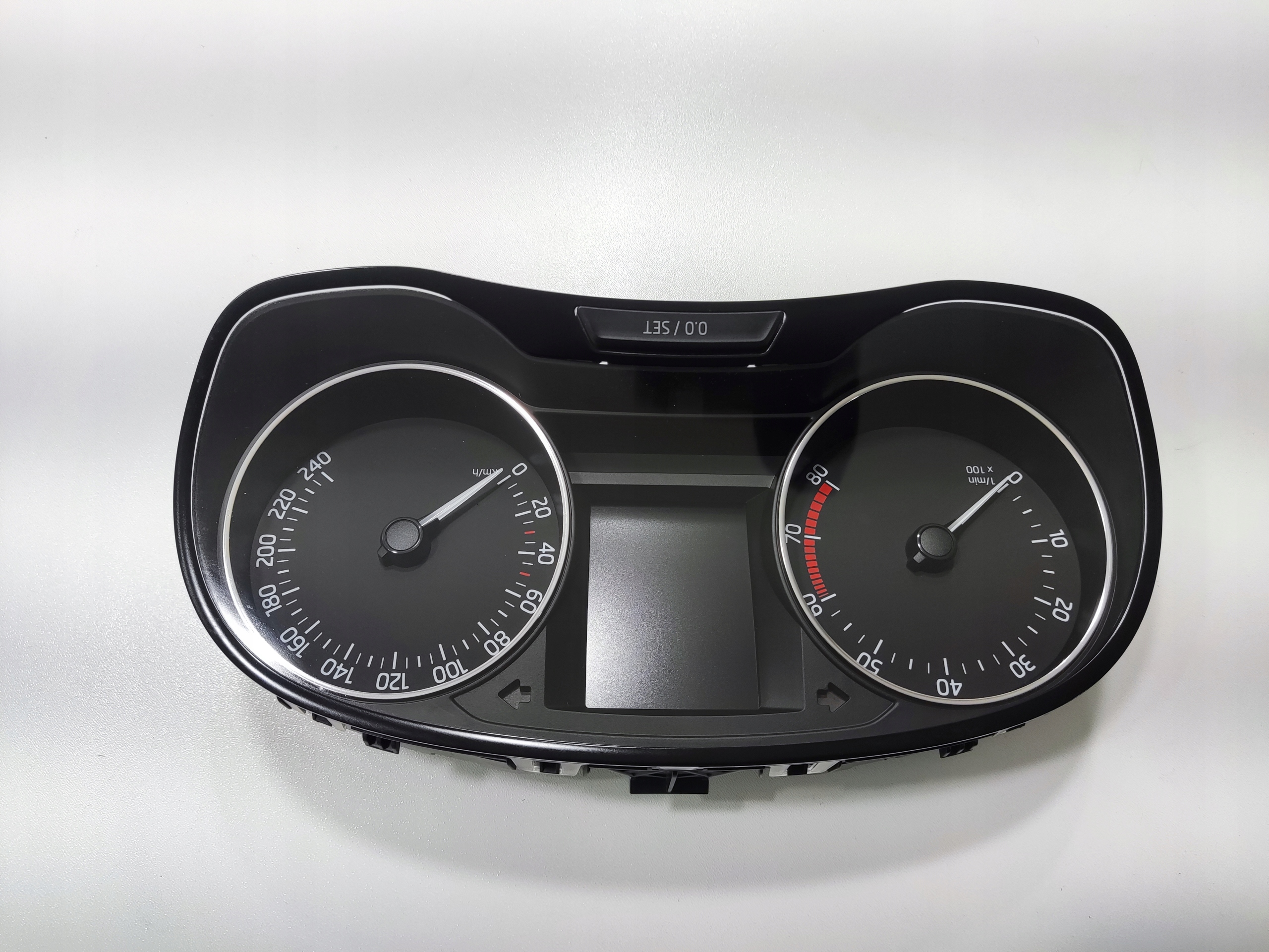 TACHOMETER BUDIKY SKODA FABIA III 6V 1.2 TSI 6V0920730A 2014-2018 EUROPA