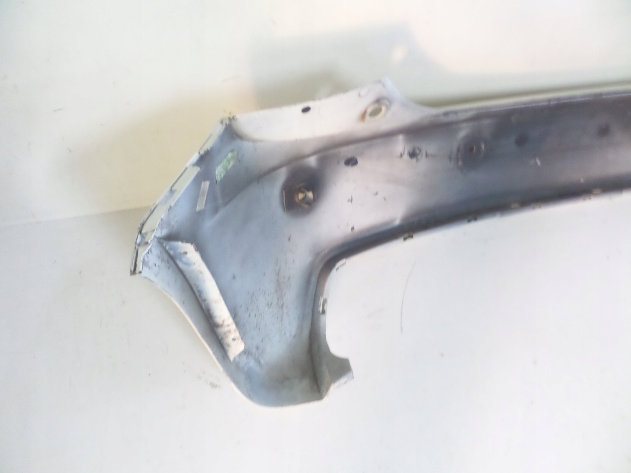 ZADNÝ NÁRAZNÍK AUDI A1 8X0 10-15