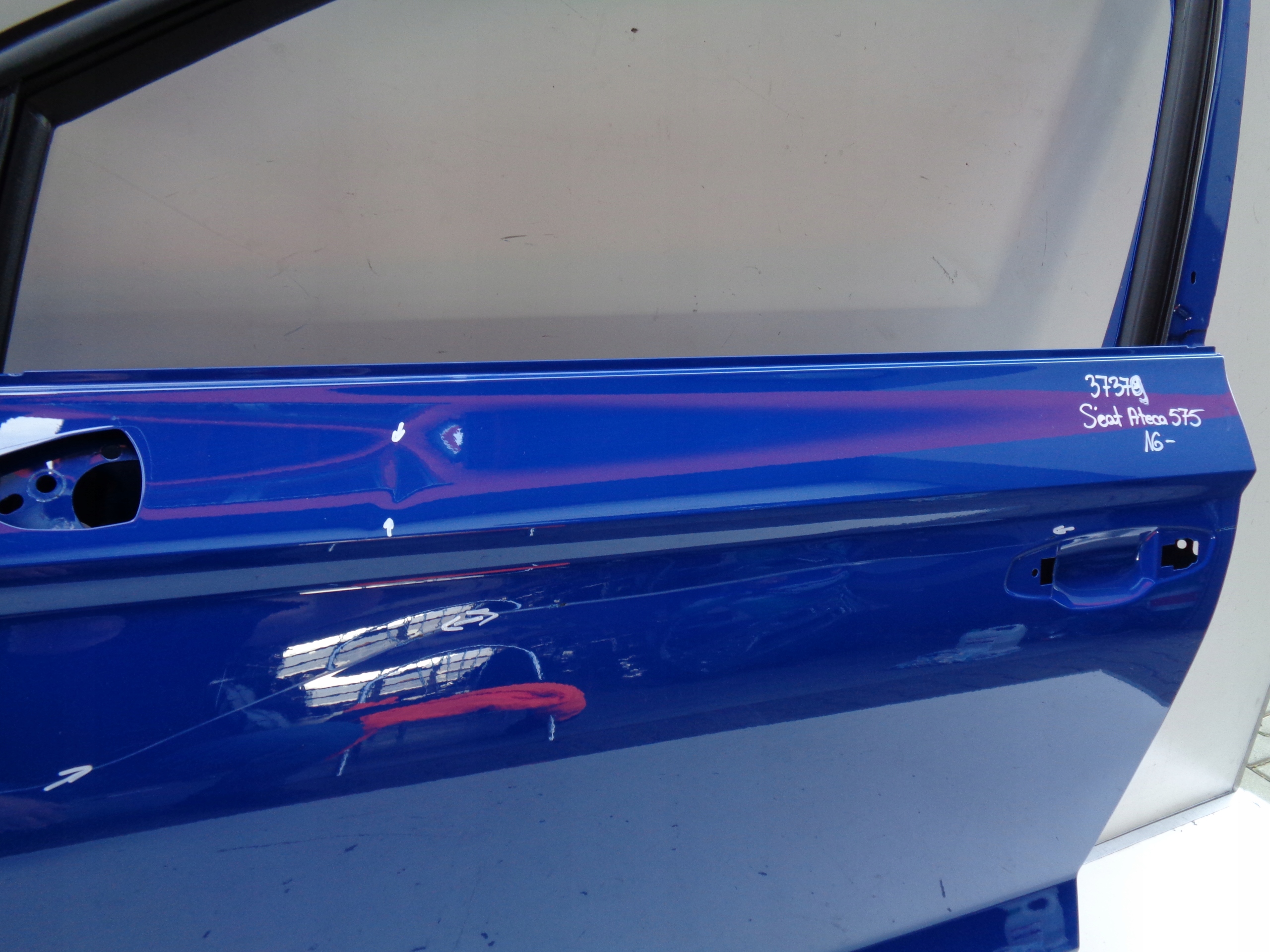 LAVE PREDNE DVERE SEAT ATECA 575 16- NR 37379