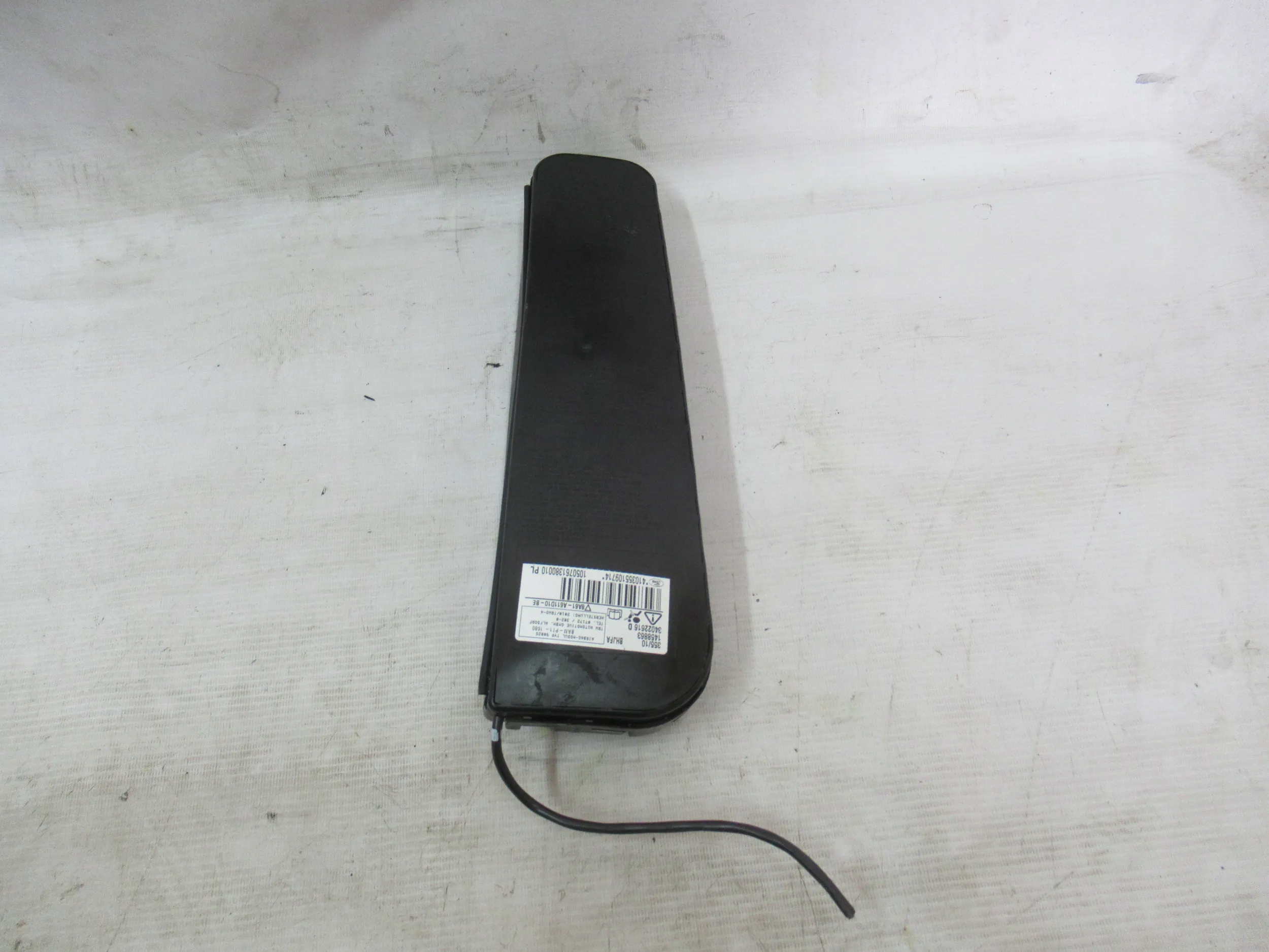 PRAVÝ AIRBAG SEDAČKY FORD FIESTA MK7