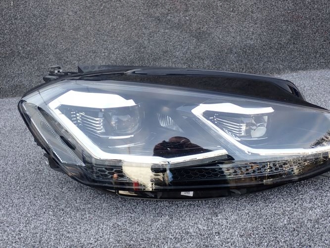 VW GOLF VII FULL LED LIFT 17- PRAVE PREDNE SVETLO