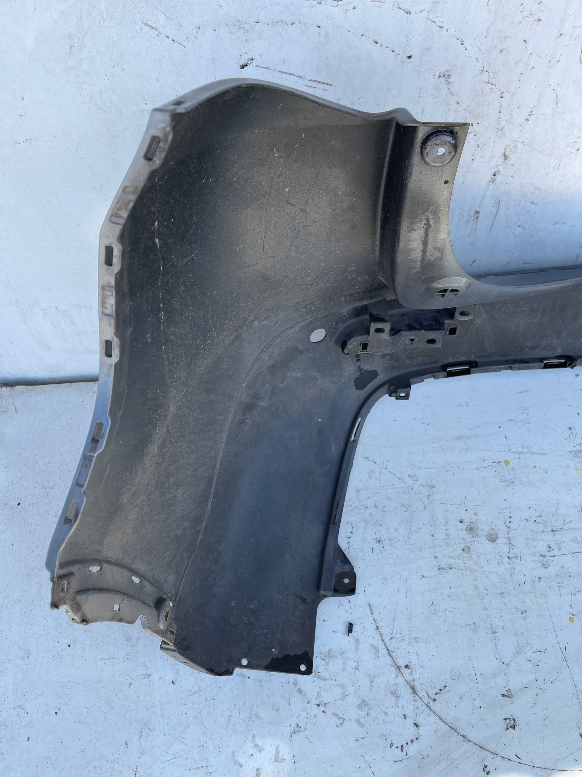 ZADNÝ NÁRAZNÍK SUZUKI VITARA 15-