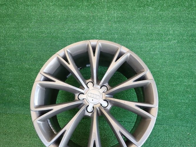 AUDI A8 S8 9Jx19 ET33 5×112 HLINIKOVY DISK ELEKTRON