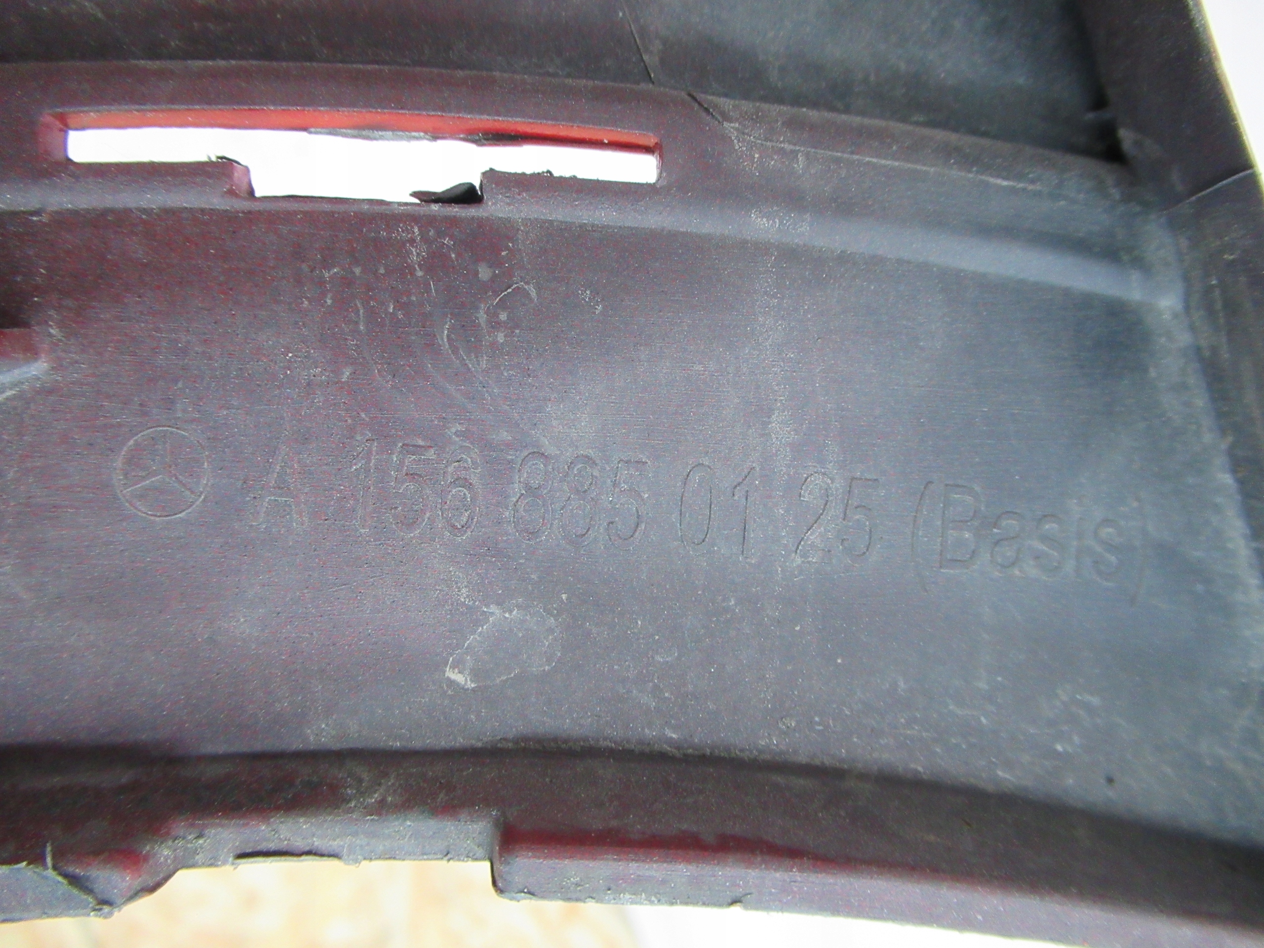 ZADNÝ NÁRAZNÍK MERCEDES GLA A1568850125