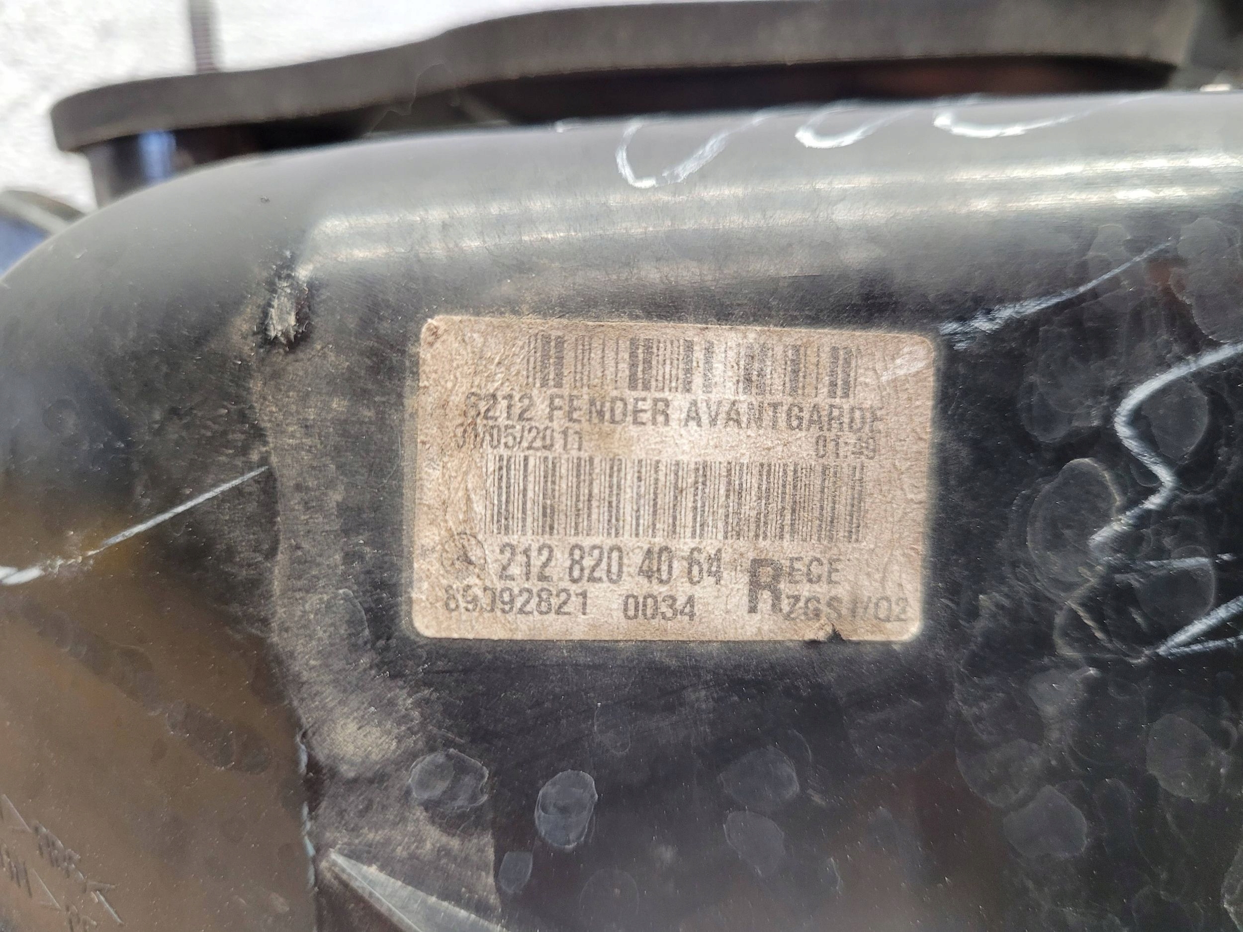 MERCEDES E W212 KOMBI 2128204064 PRAVÉ ZADNÉ SVETLO