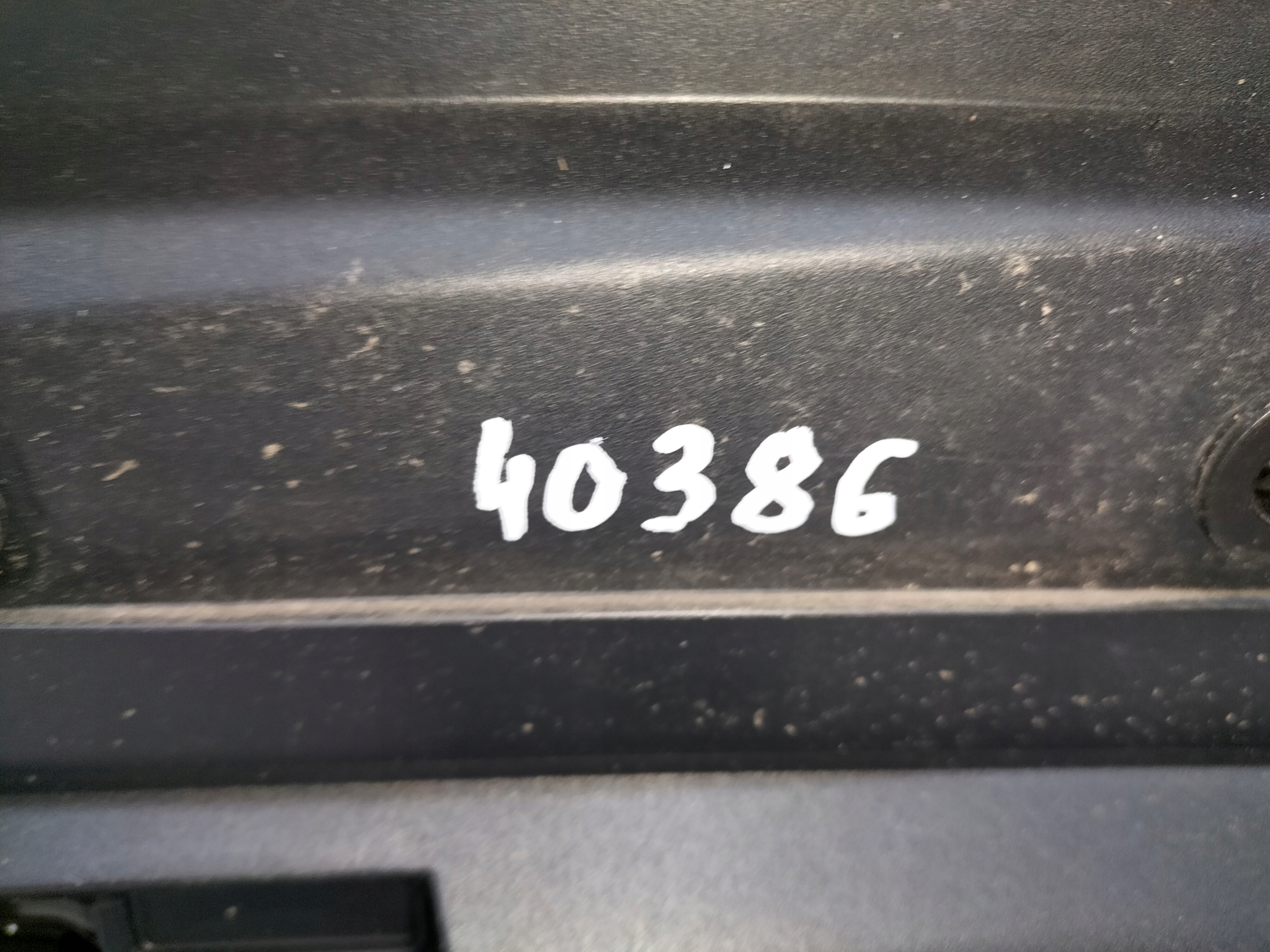 ZADNÁ KAPOTA TOYOTA COROLLA E21 18- KOMBI