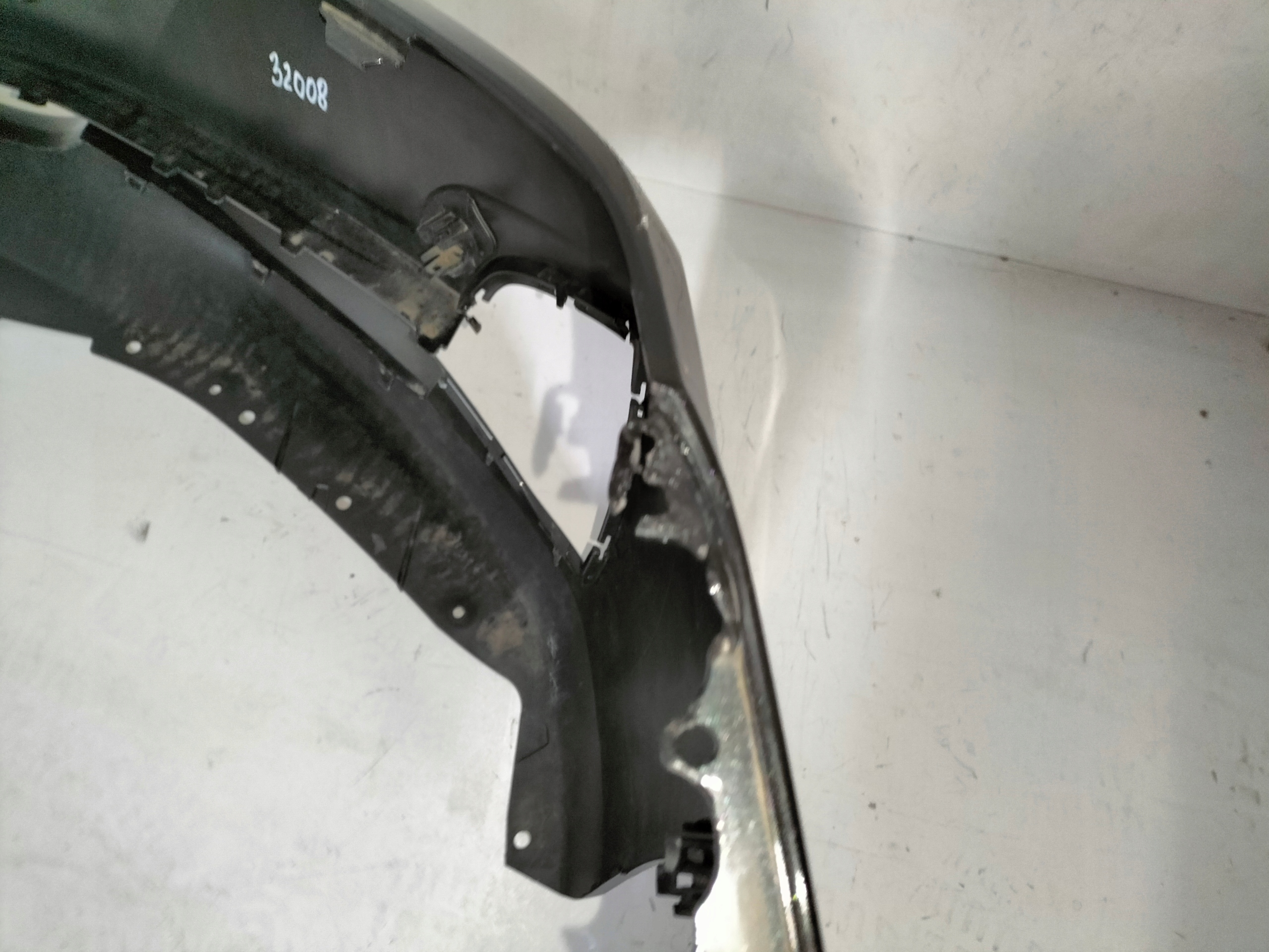 PREDNÝ NÁRAZNÍK BMW 5 G30 G31 LIFT 20-