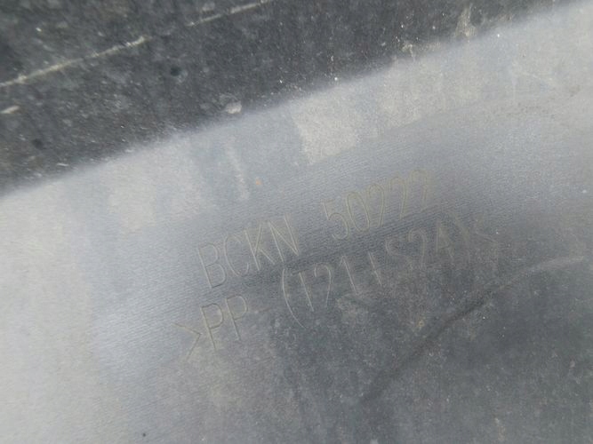 MAZDA 3 HB 19- ZADNÝ NÁRAZNÍK