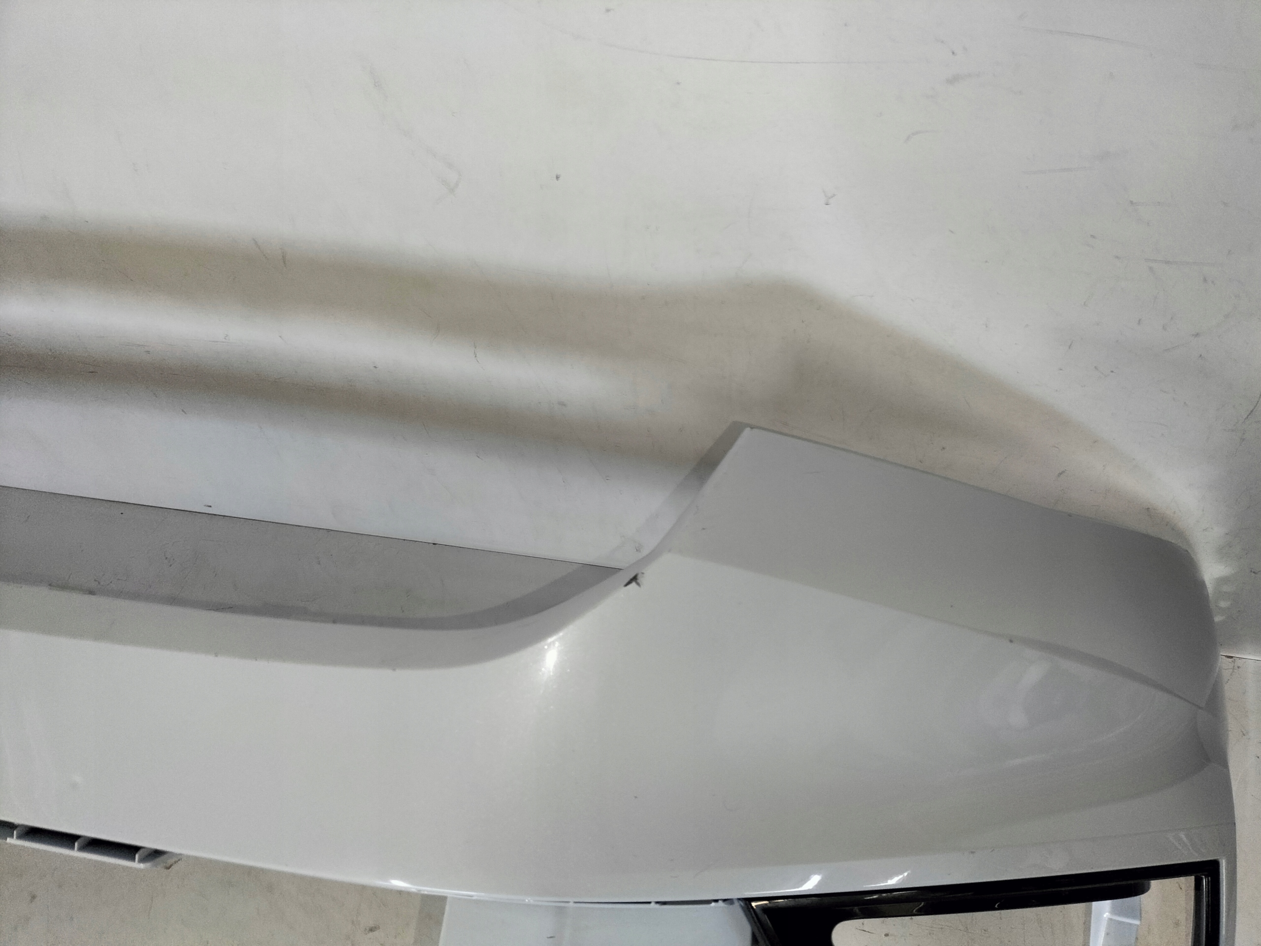 PREDNÝ NÁRAZNÍK SKODA FABIA 4 IV 21-
